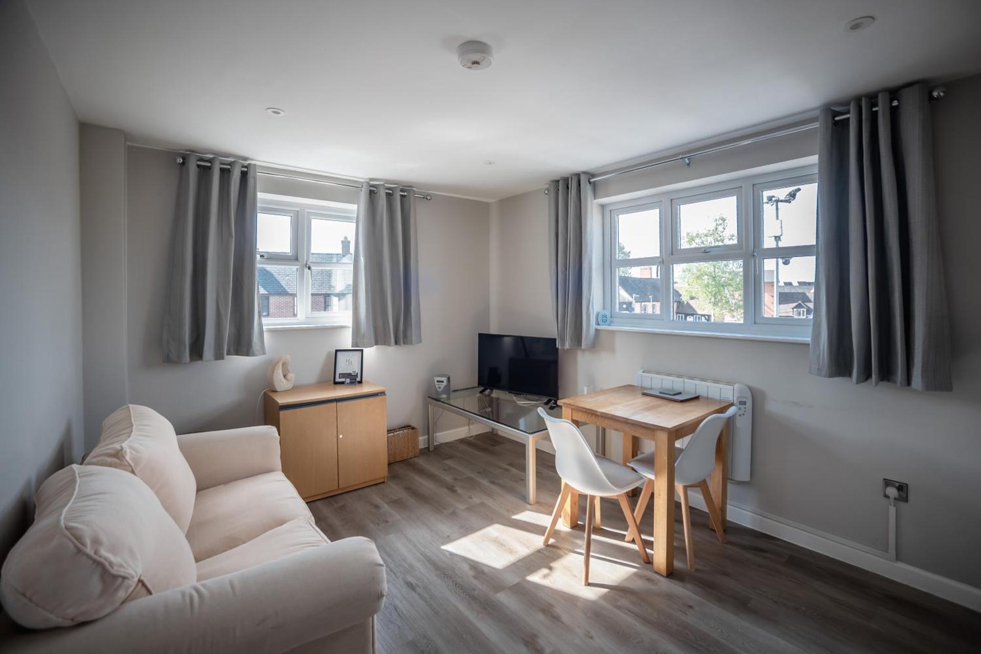 Modern Town Centre Apartment