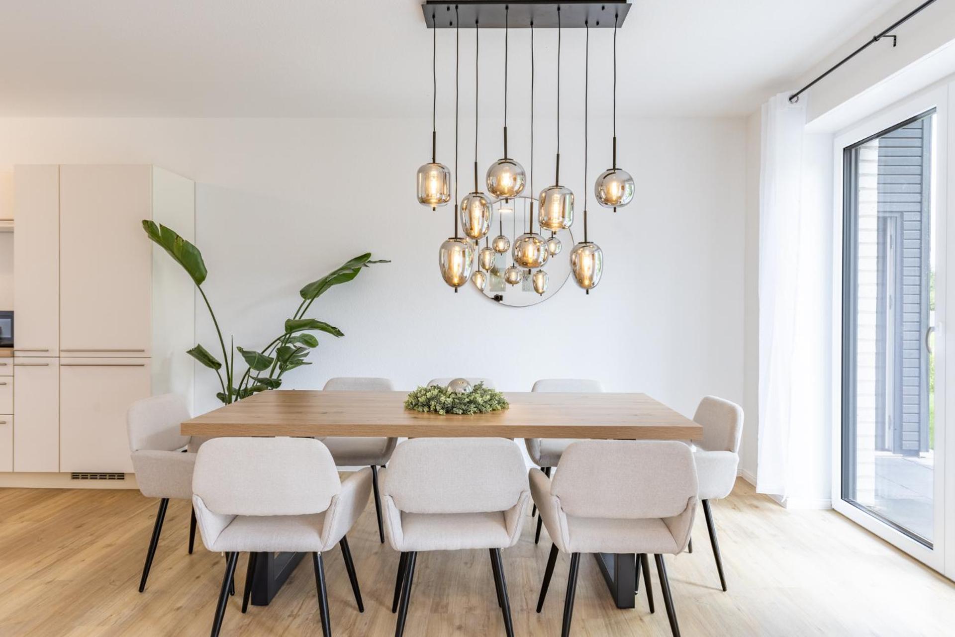 Das Strandhaus, bis zu 8 Personen, mit Garten, 250 Meter fussläufig zum See