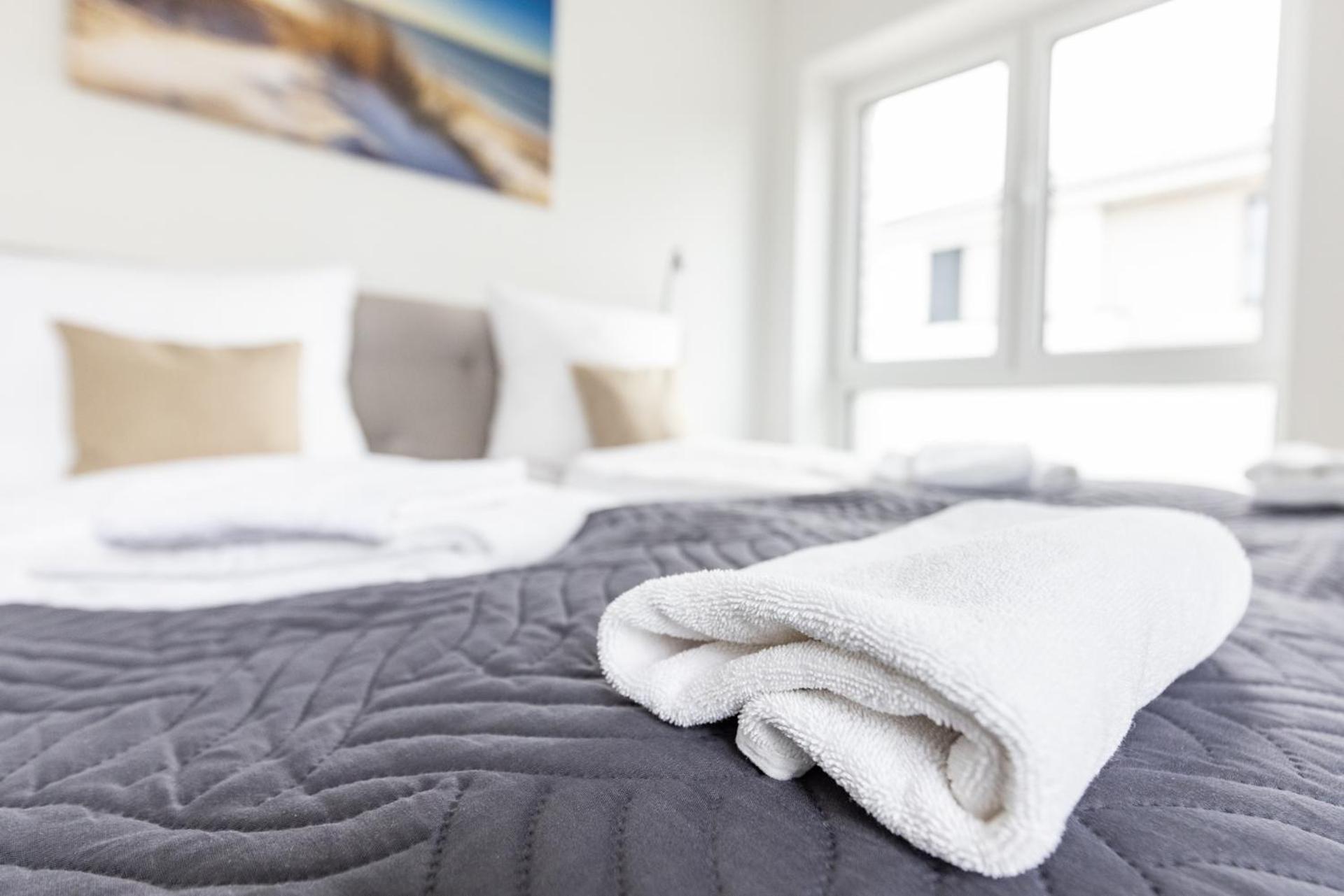 Das Strandhaus, bis zu 8 Personen, mit Garten, 250 Meter fussläufig zum See