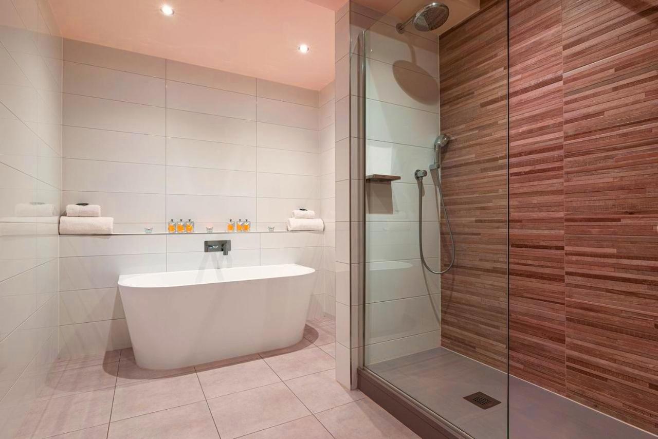 The Mariner, Westport