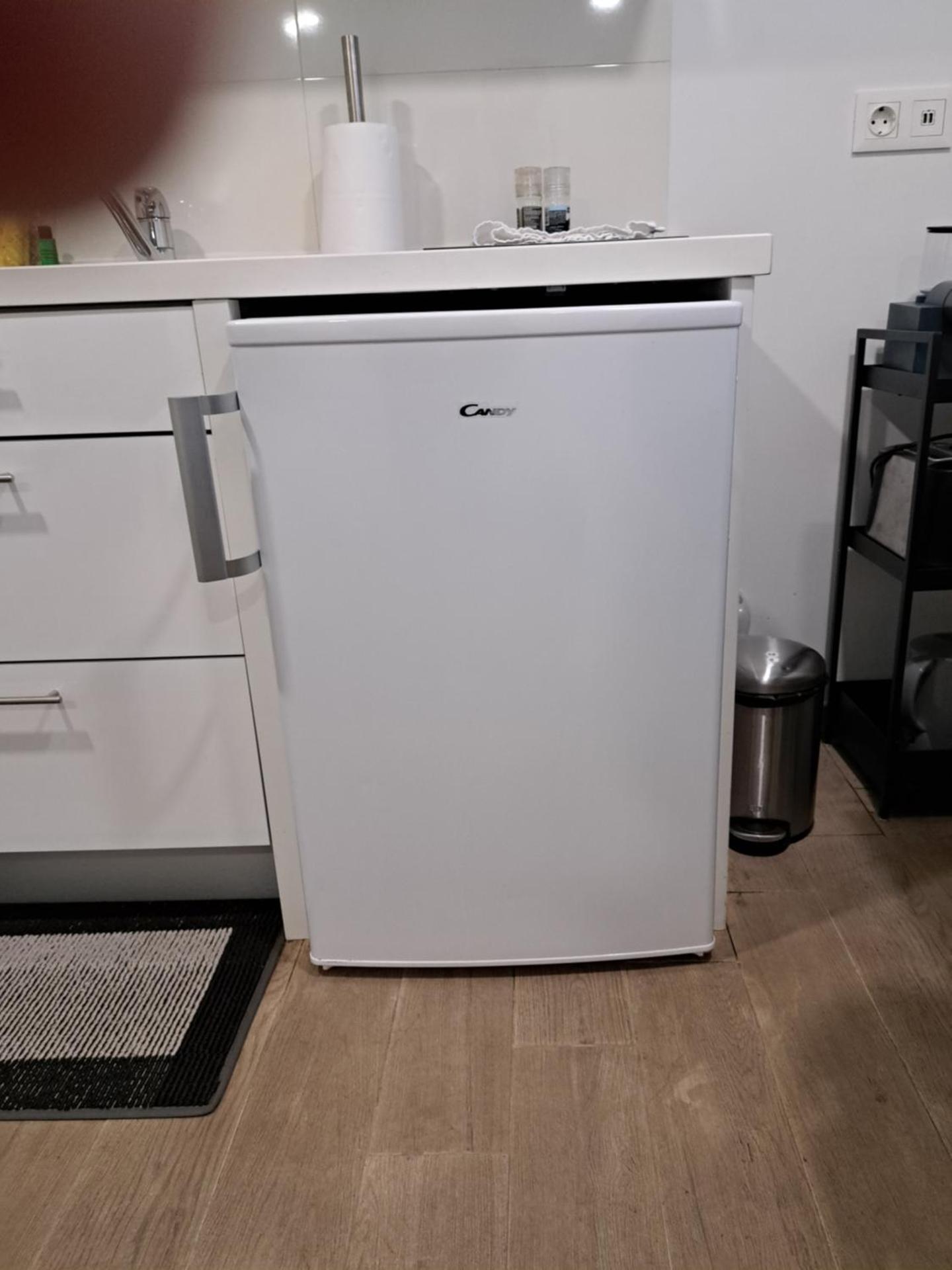 Airport - Std 1 - Ar Condicionado - Cave 25m2 269,10ft2 - Full Equipped - Ring Bell D