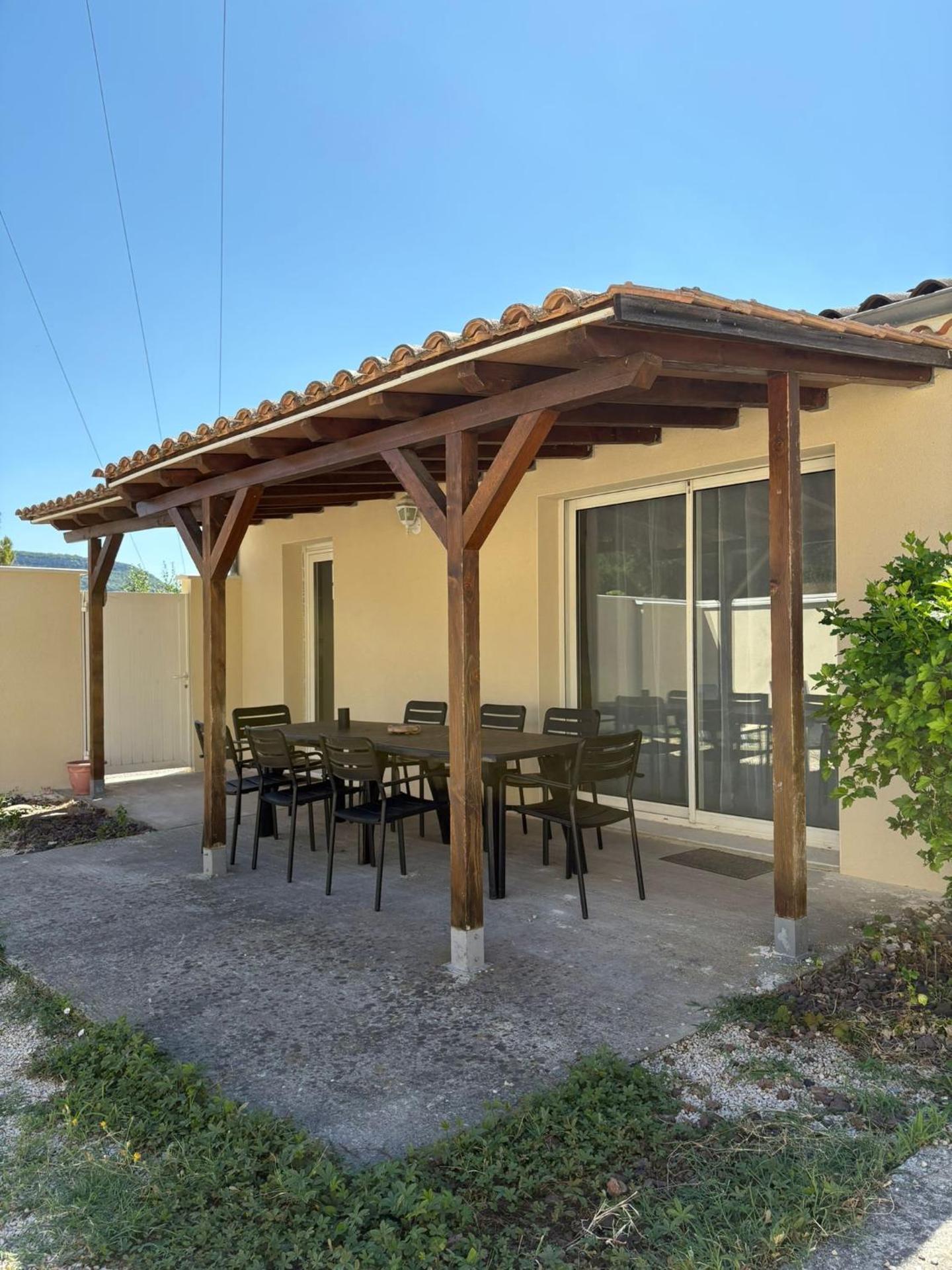Maison au calme avec terrasse