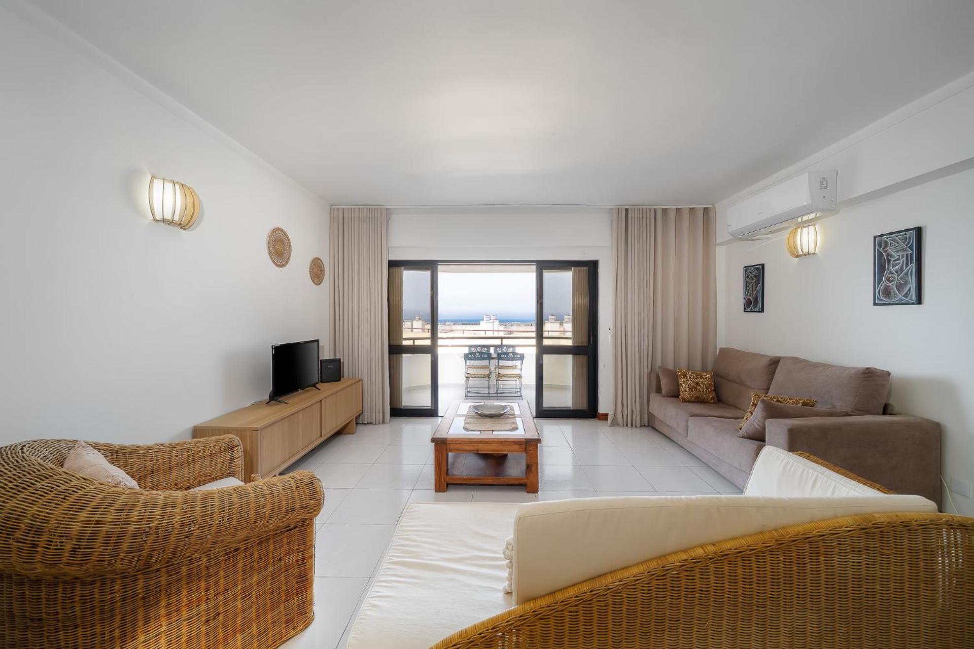 APARTAMENTO TROPICANA