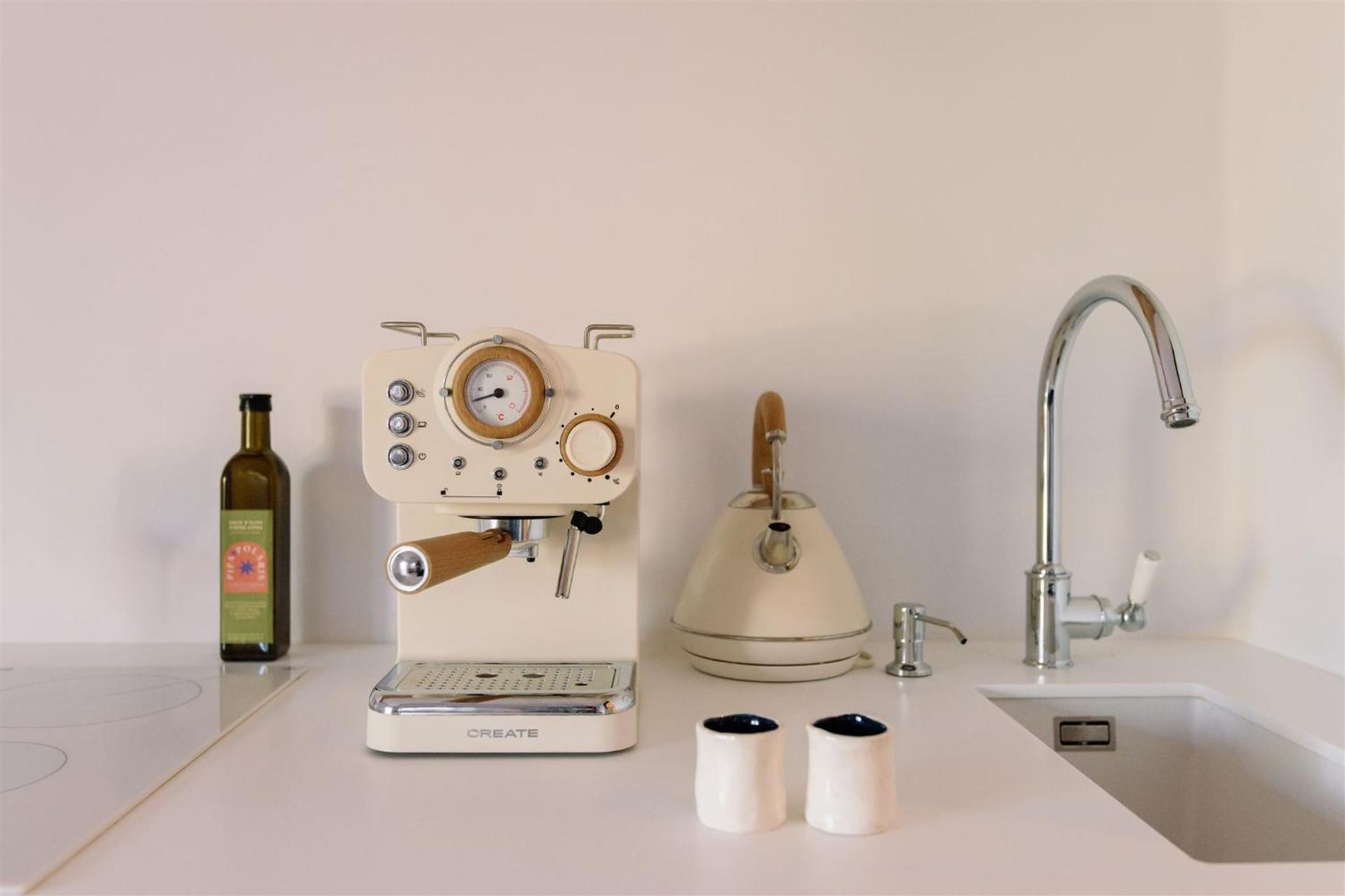 Coffee/tea facilities