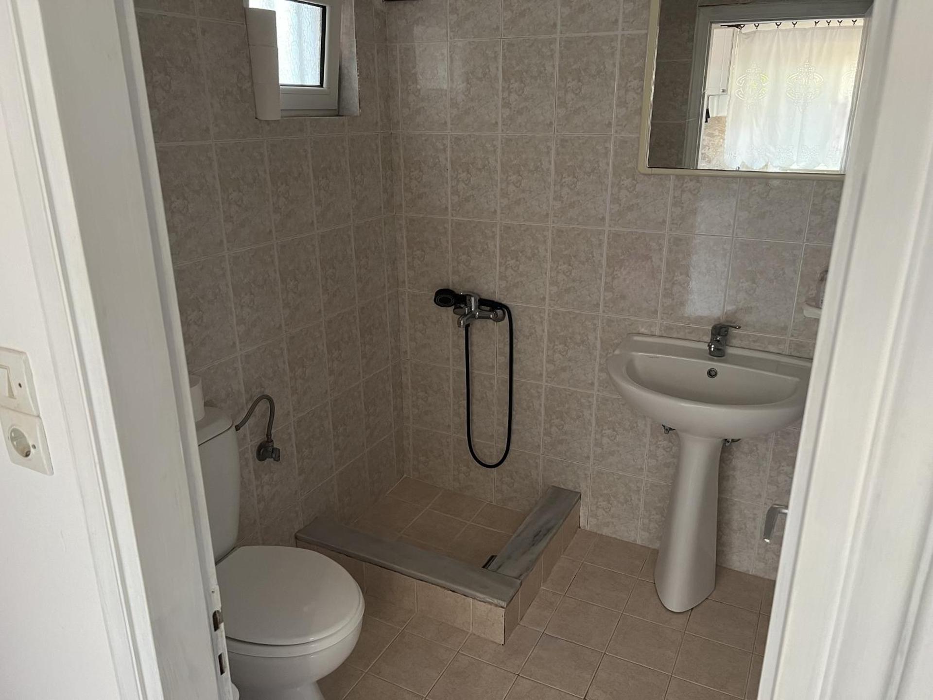 Kakovatos Guest Rooms