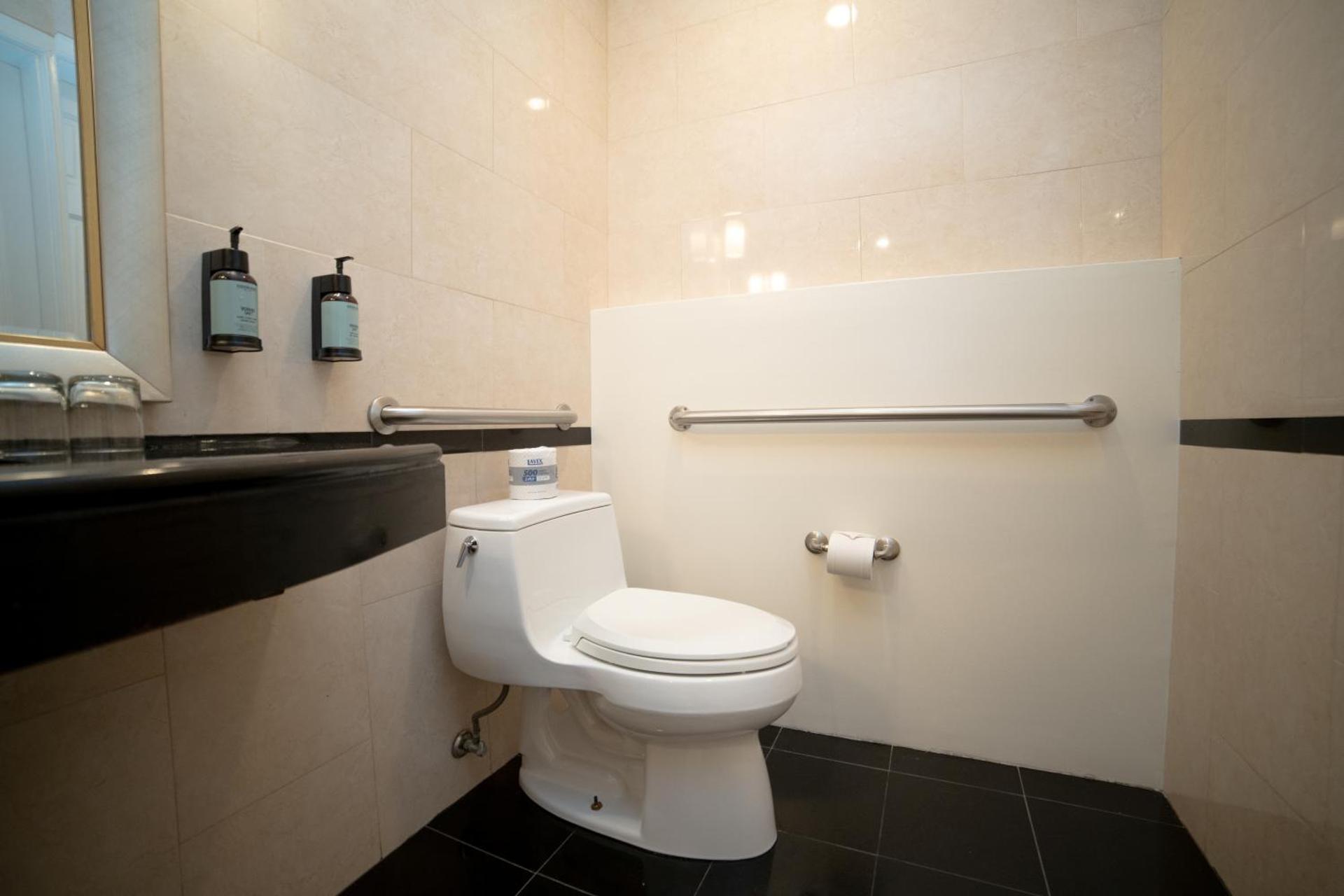 Queen Room with Two Queen Beds - Disability Access