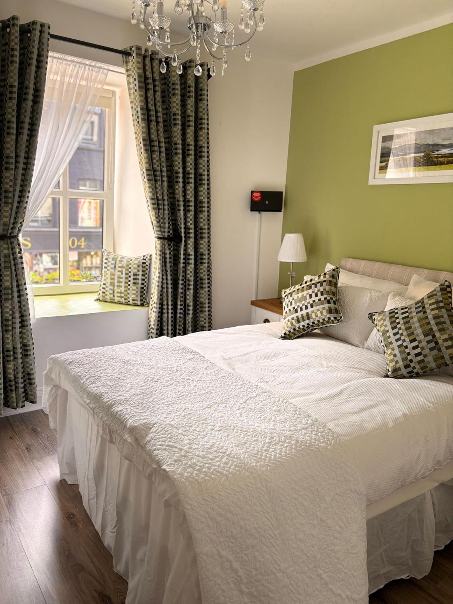 Killarney central apartments