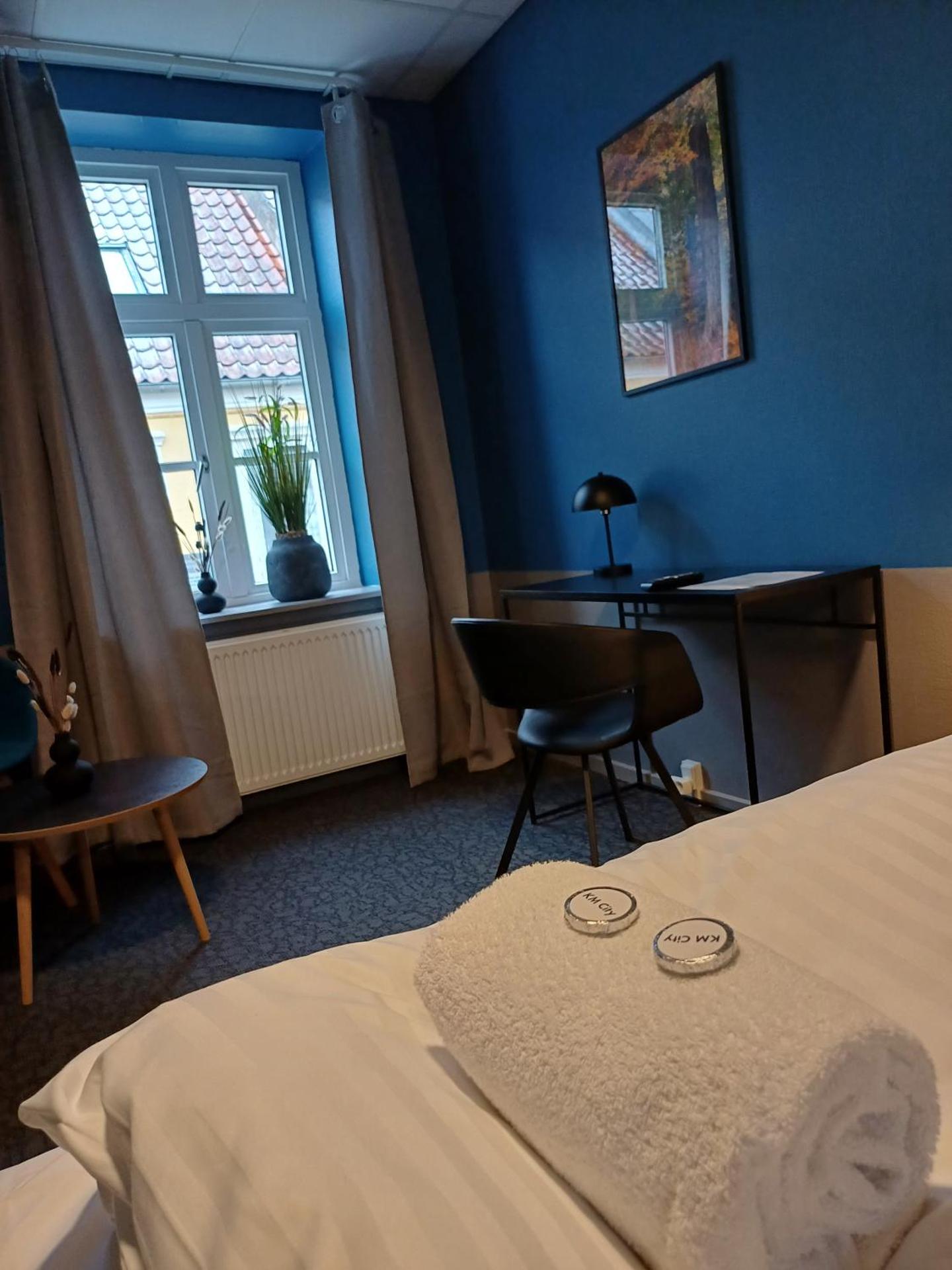 Room 3 in the center of Saeby with free parking