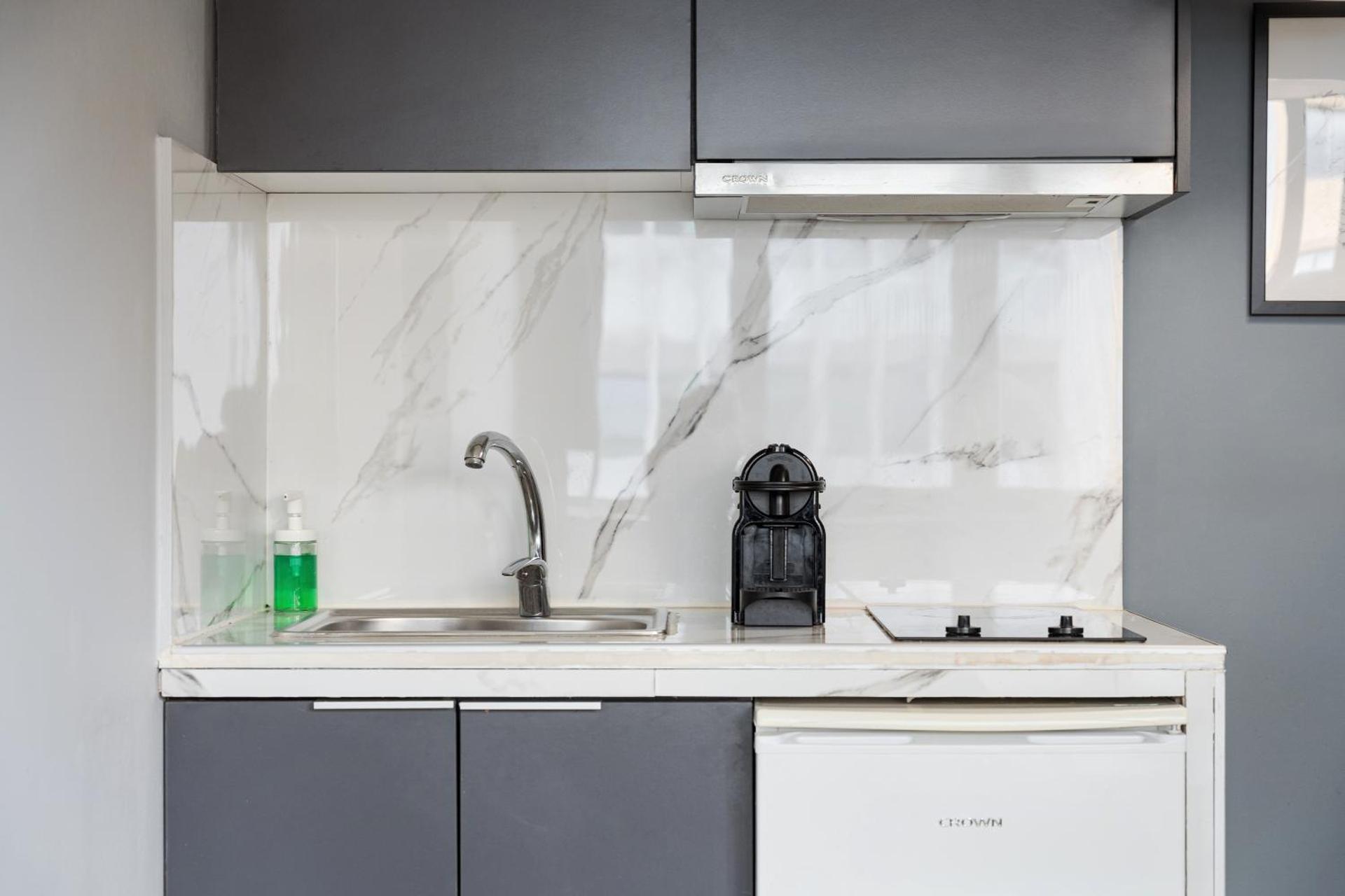 Standard Suite by Acropolis Cozy Suites