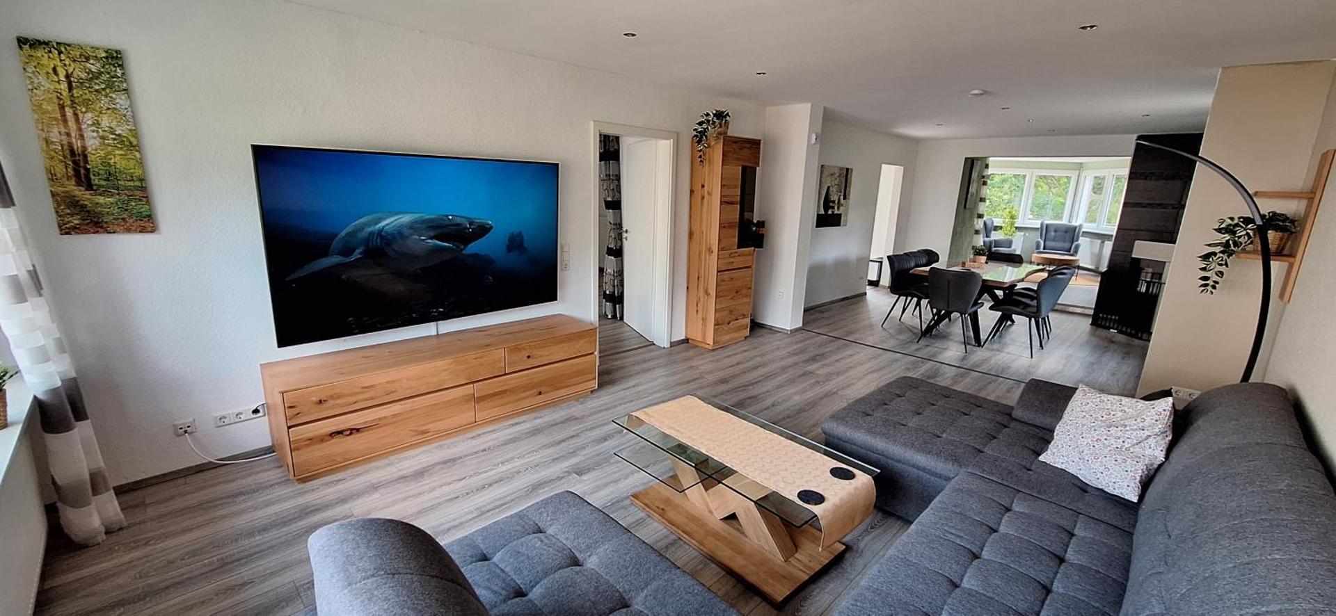 Communal lounge/ TV room