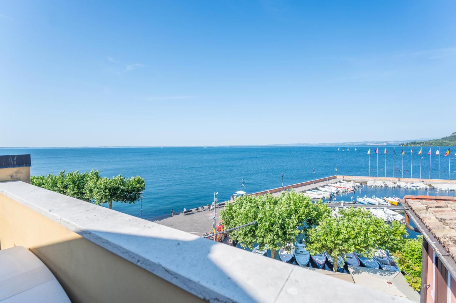 ApartmentsGarda - Baia Del Garda 5