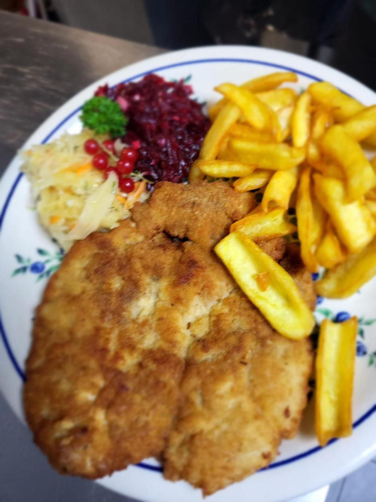 Jagodowy Ski&Spa DeLux apartamenty z widokiem na góry,4km od Zieleniec Ski Arena Podgrzewany basen zewnętrzny latem,bilard,Wi-Fi w cenie Restauracja,balia,sauna na miejscu