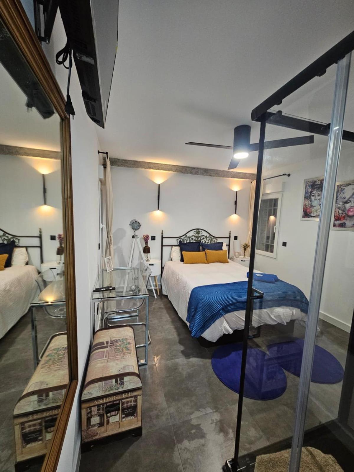 Cozy private room with shower #1