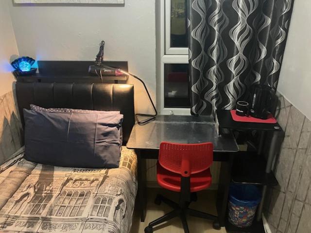 Private stay @ London-Stratford.