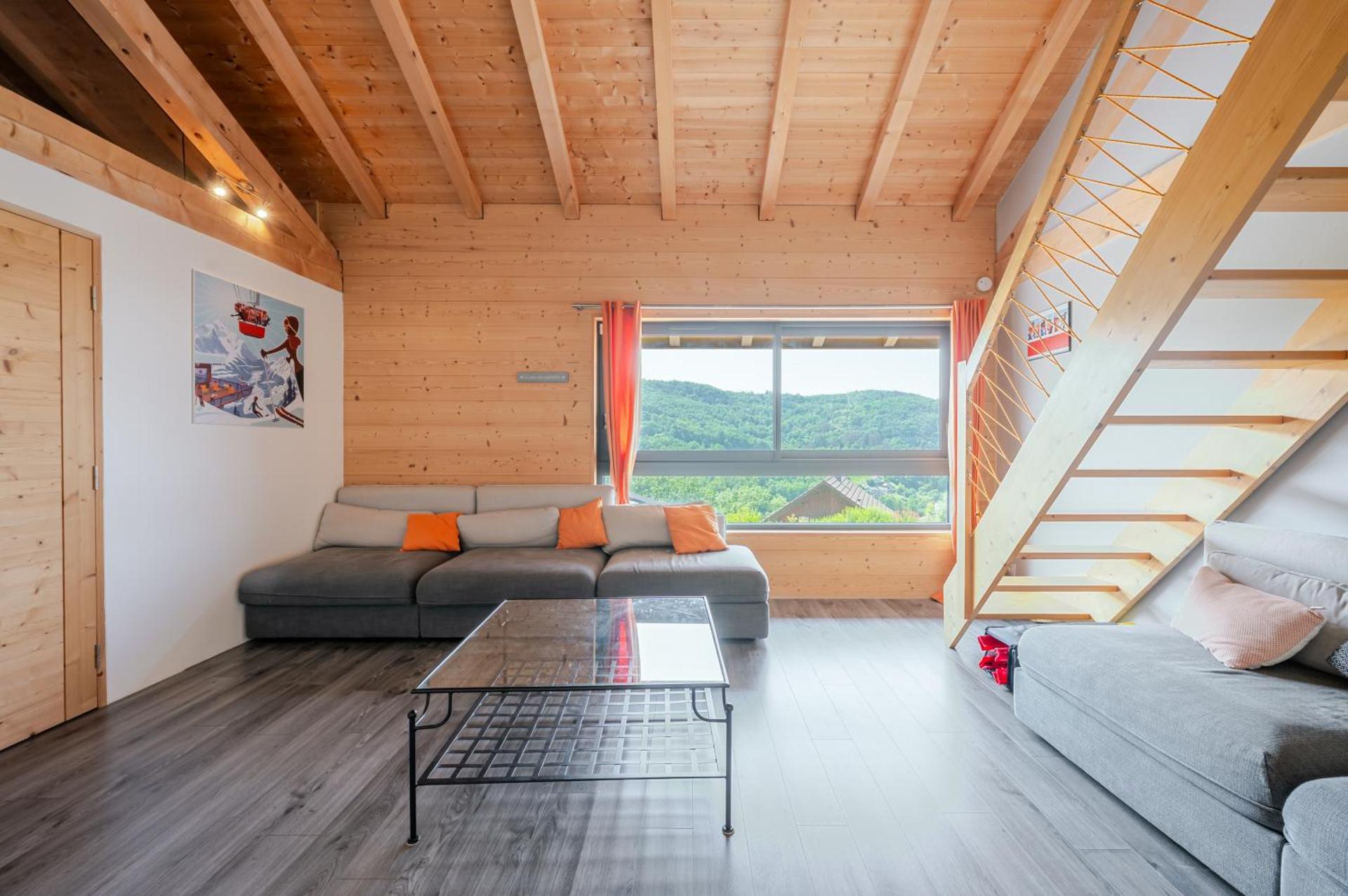 Communal lounge/ TV room