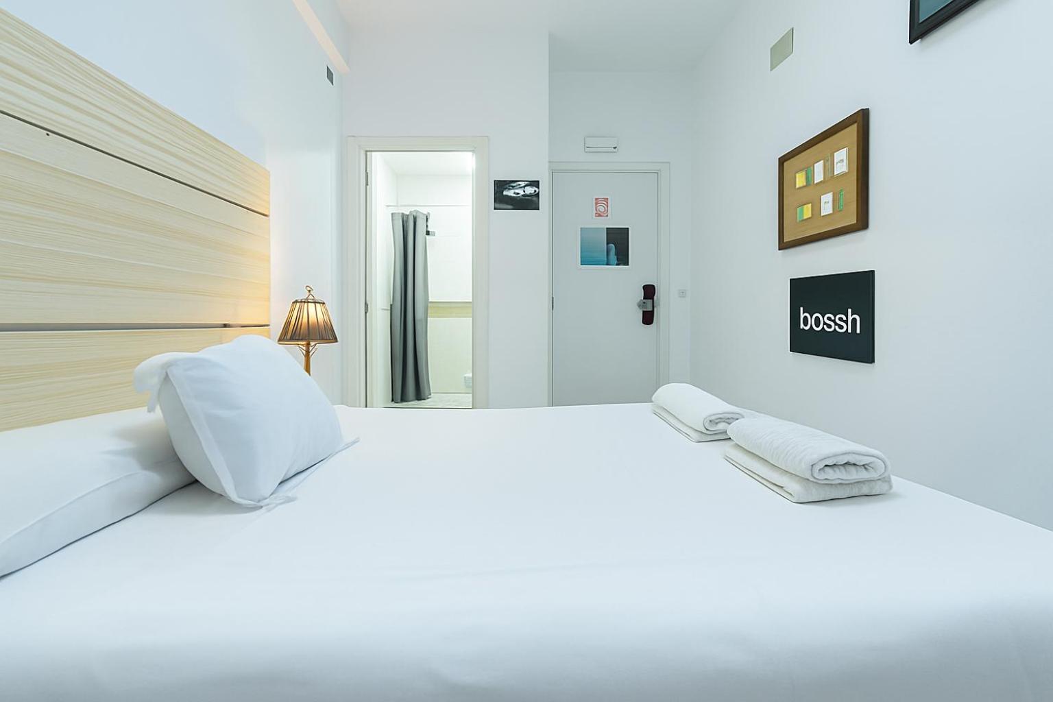Easy Sants by Bossh! Hotels