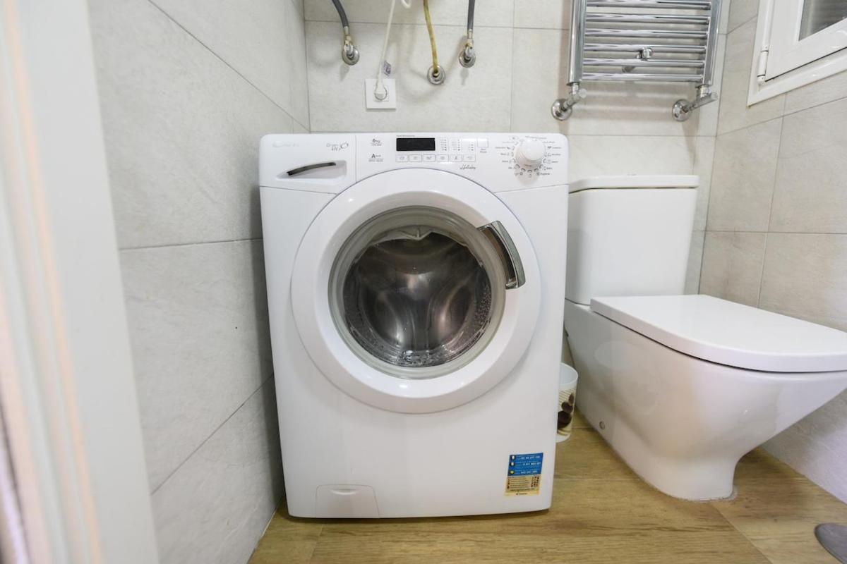 Studio with balcony Everything you need Temporary AMA144