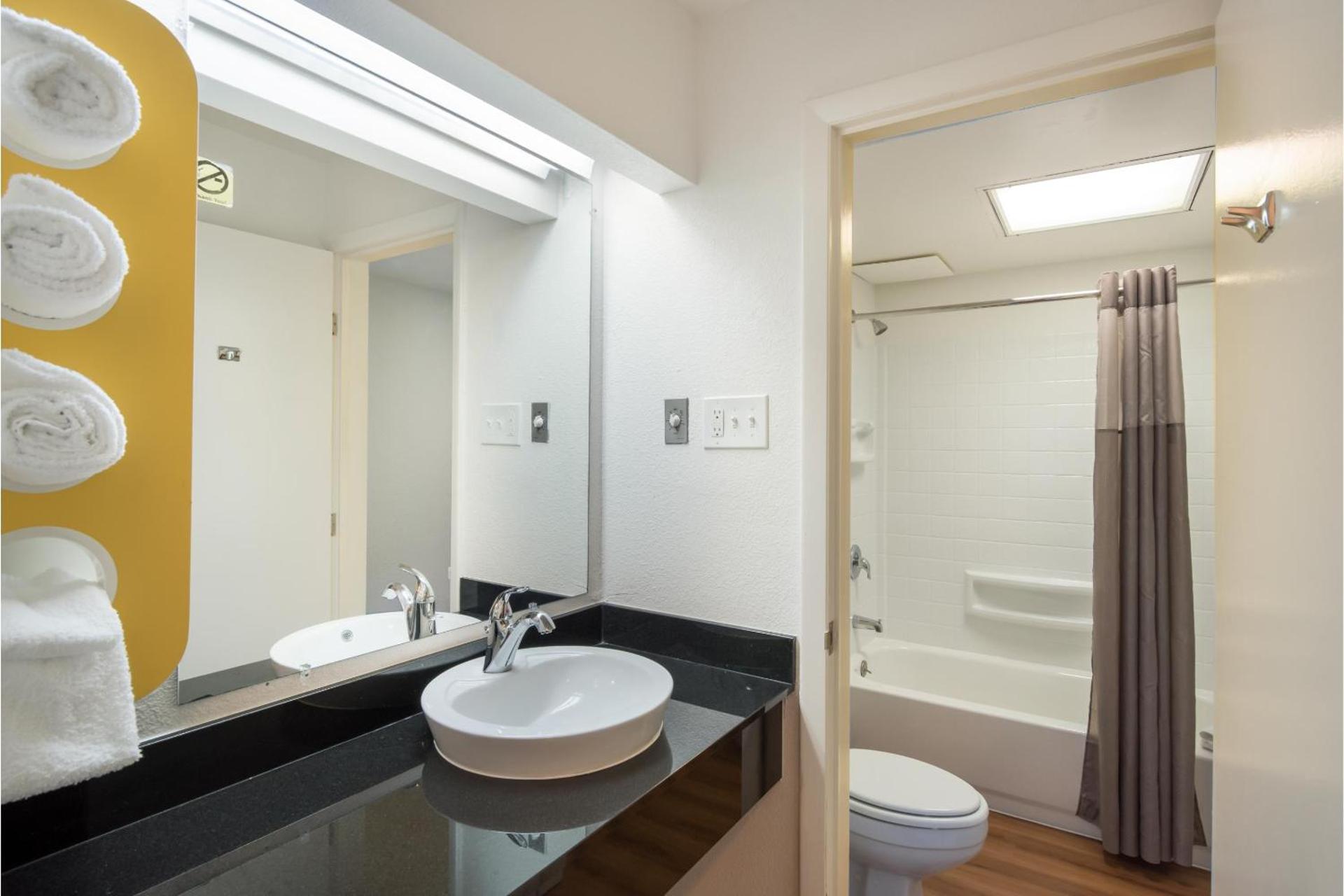 Motel 6-Colorado Springs, CO - Air Force Academy