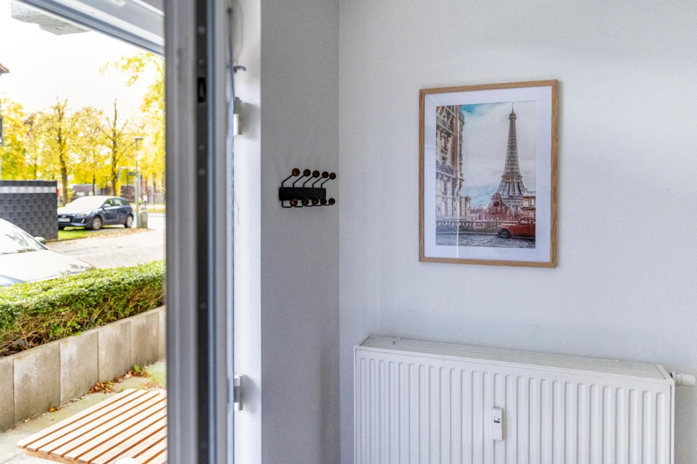 Apartment mit vier Einzelboxspringbetten - Netflix