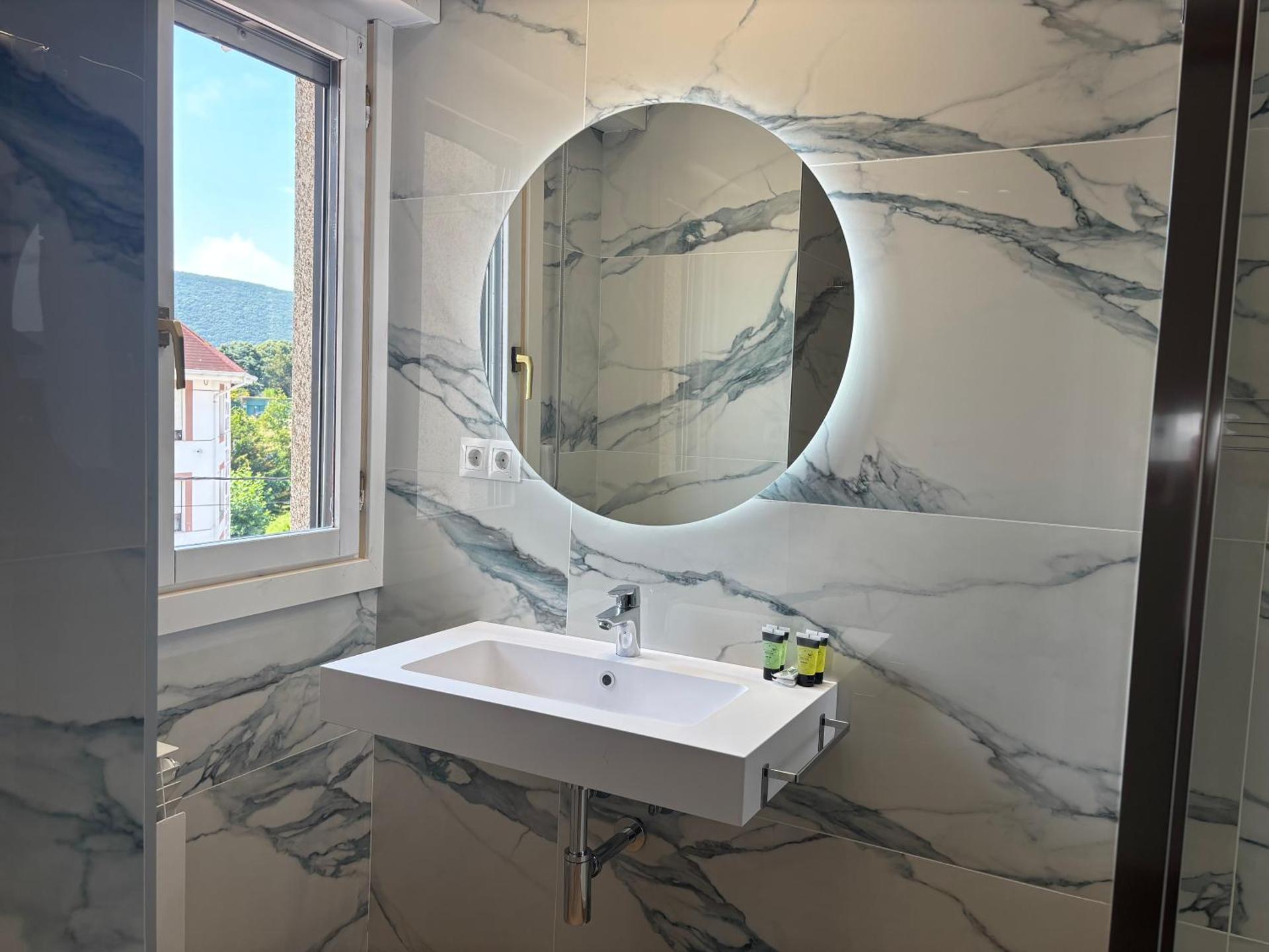 H Pelayo Isla Auto Check-In Rooms