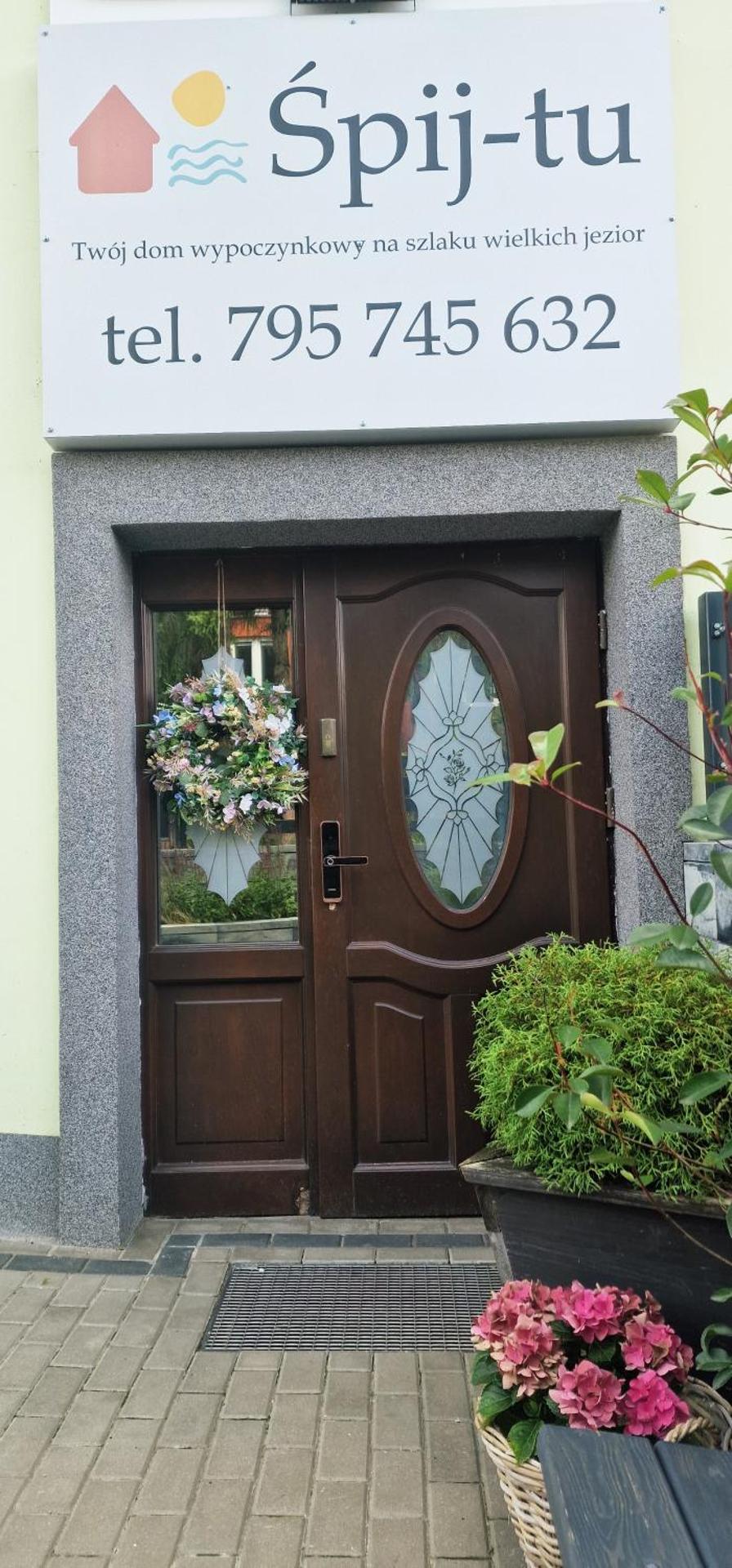 Śpij-tu dom wypoczynkowy jacuzzi w cenie