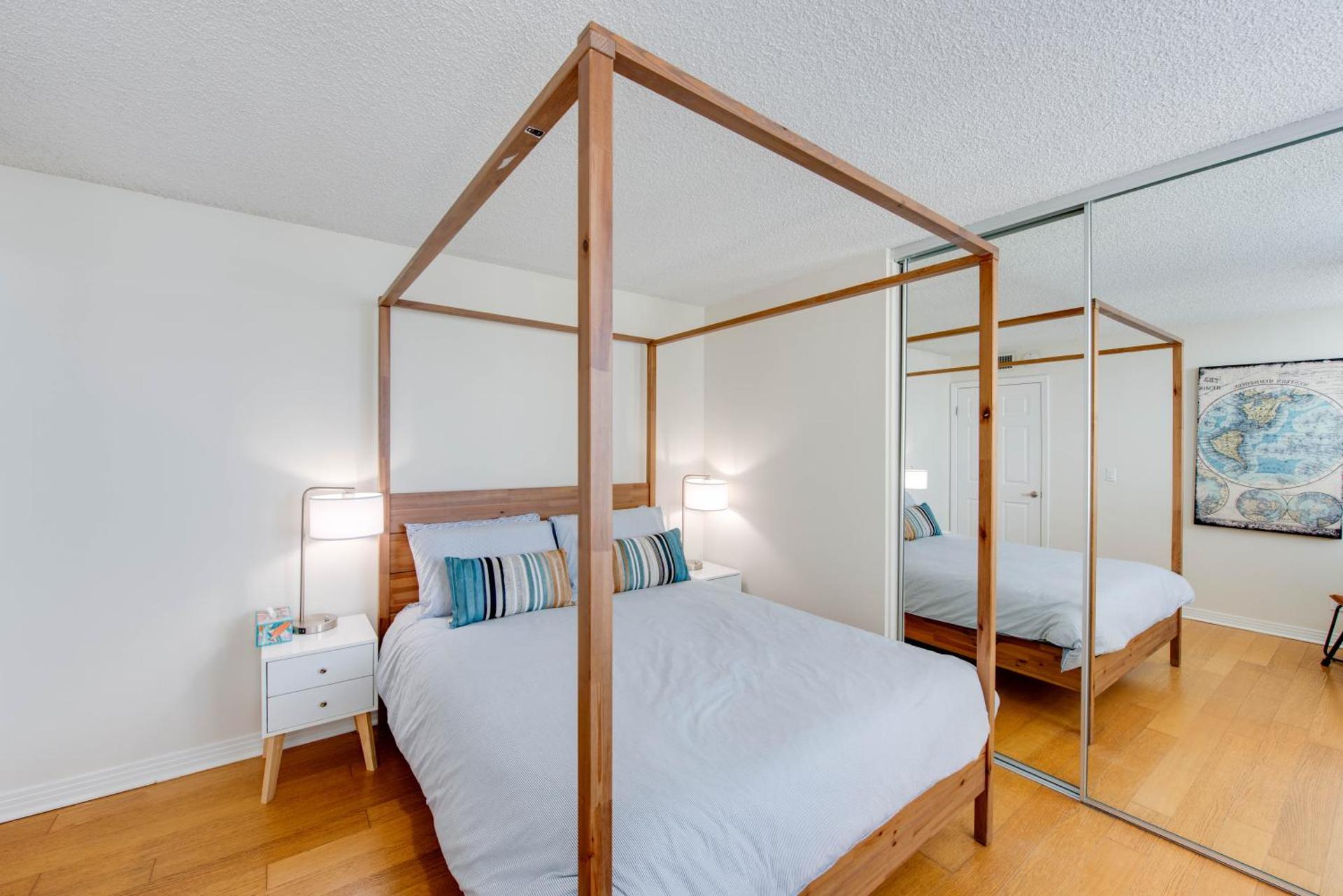 Nautical 2 Bedroom with Beautiful Ocean Views