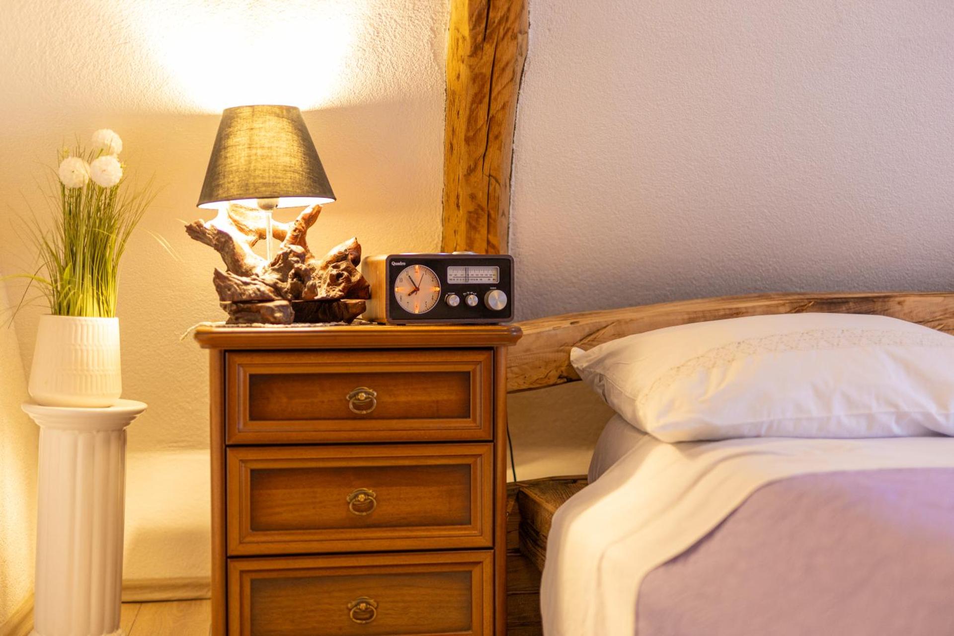 Old house Rustica with pool, jacuzzi and tavern - Valincic