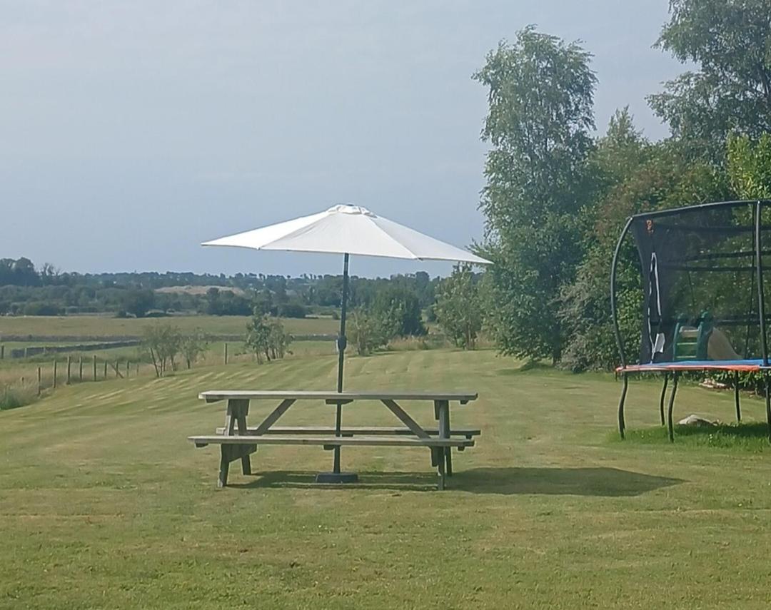 Basic, Warm, Cosy, Private Little Chalet