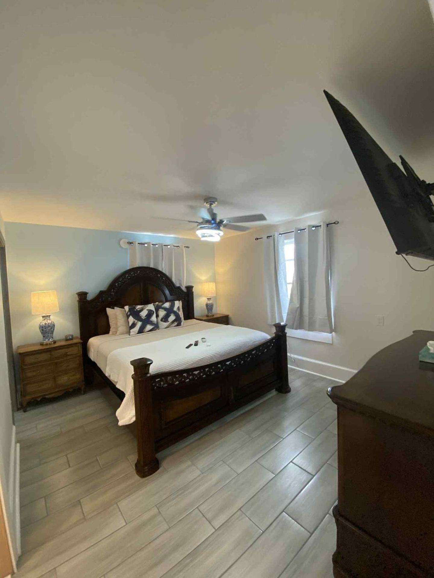 Casablanca Inn on the Bay