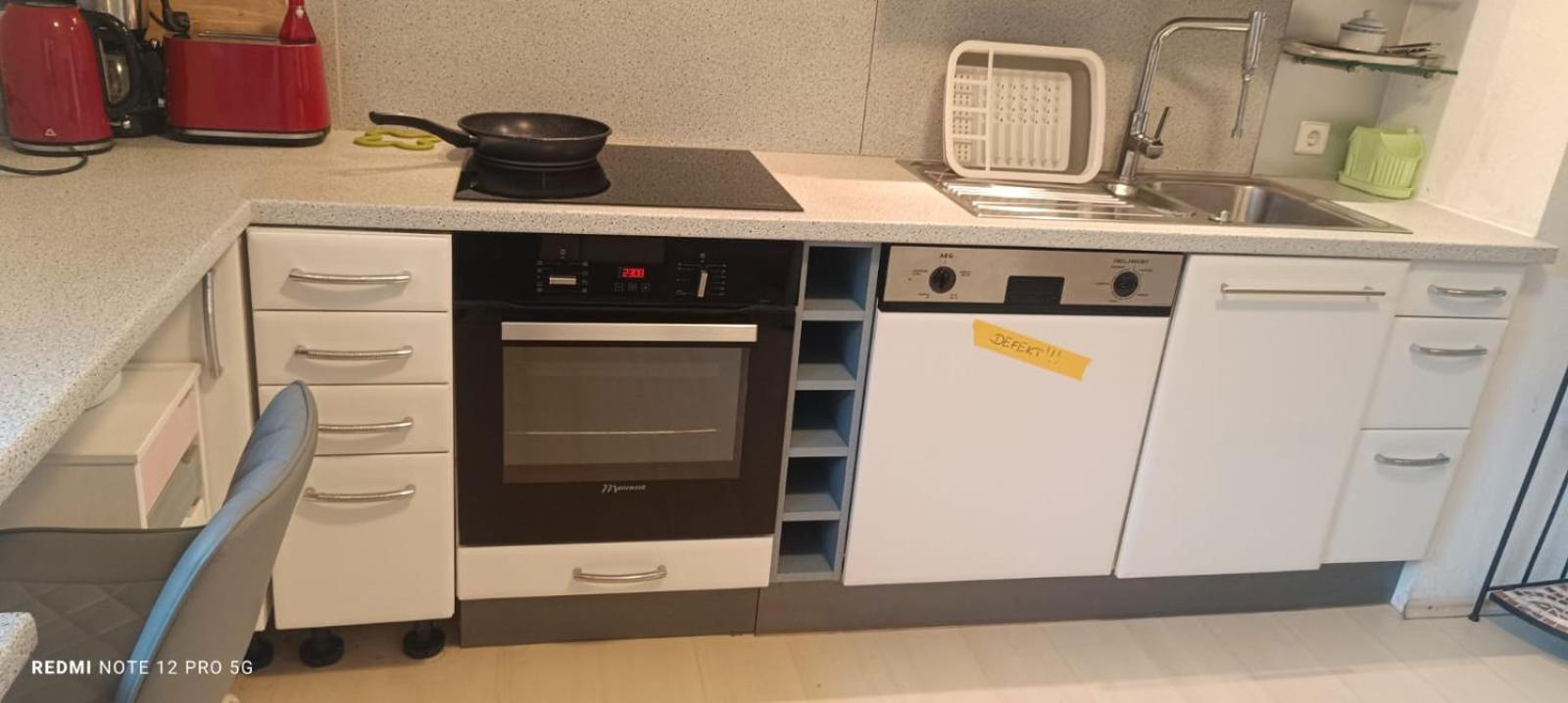 Übernachtungen 75 m2 Unterkunft Großer Parkplatz WLAN 1 Stock im Haus