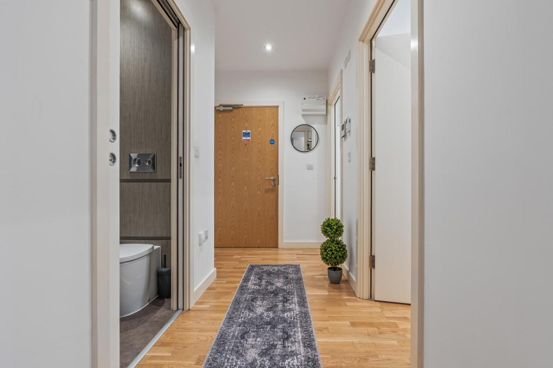 Modern Leeds city centre 2BR Apt - Sleep 8