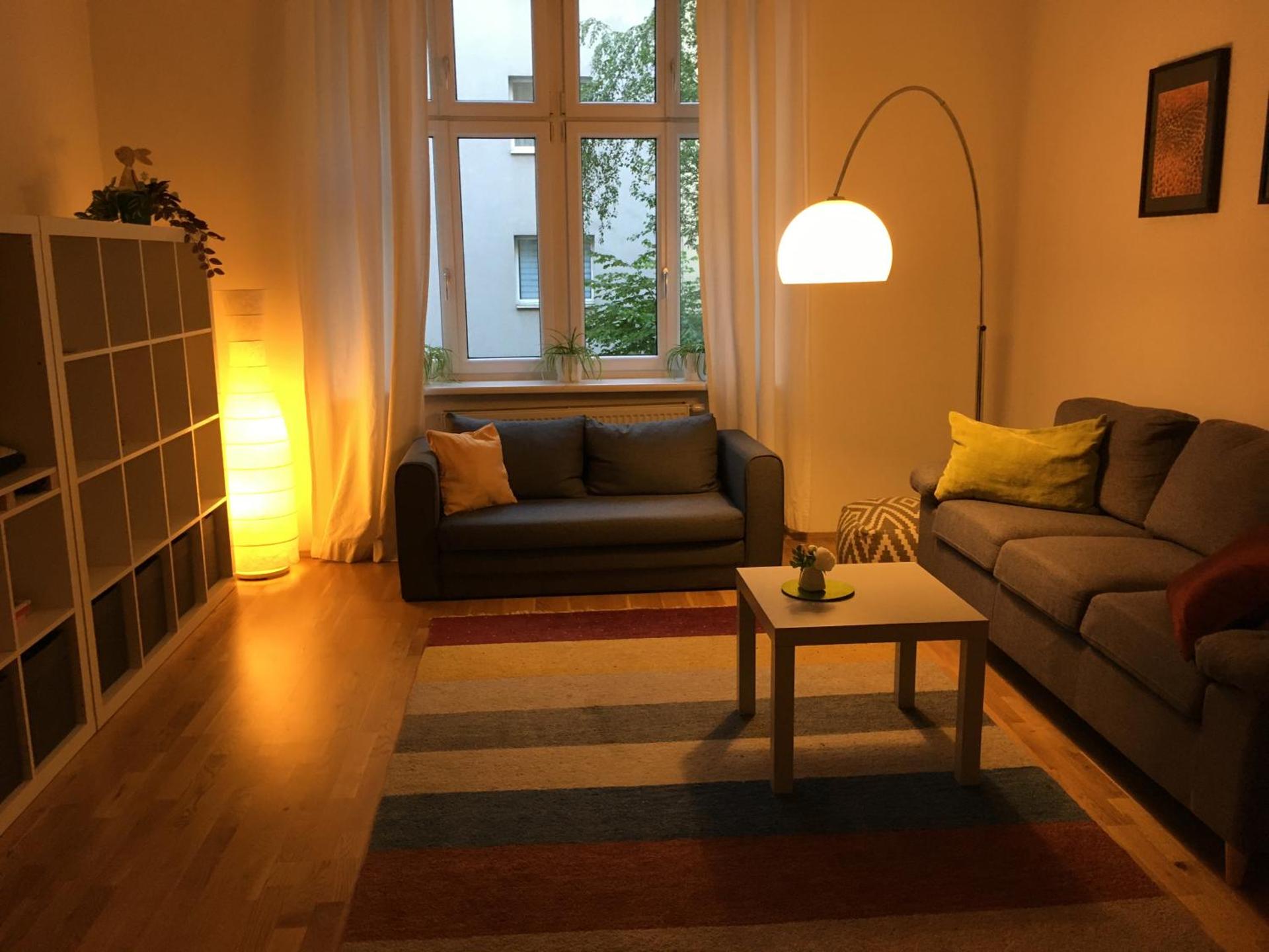 Gemütliche ruhige Altbauwohnung Nähe Hauptbahnhof und City