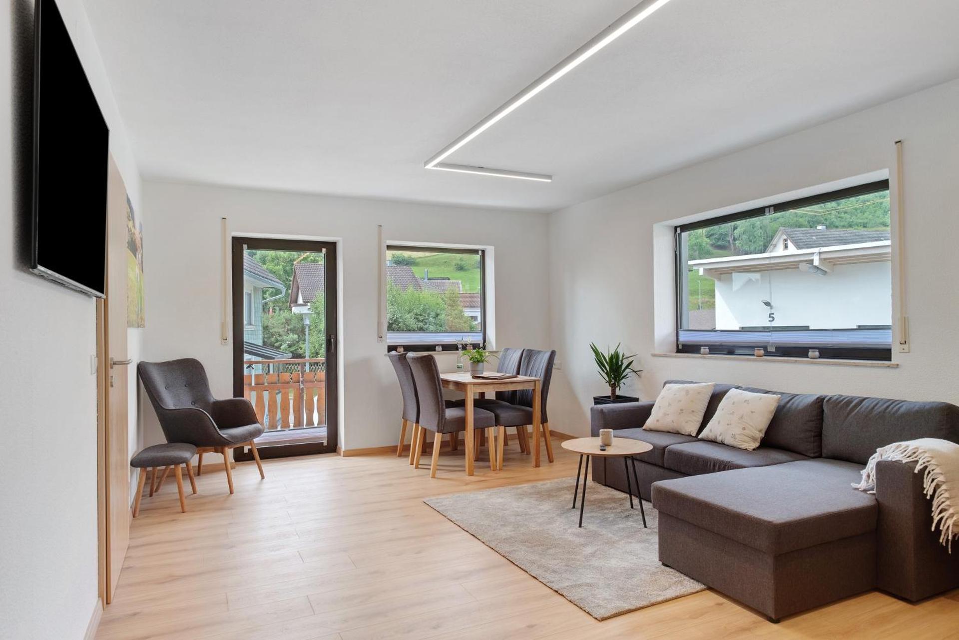 Superior One-Bedroom Apartment with Balcony