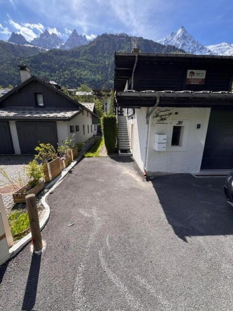 Chalet Meta by Brennus Chamonix