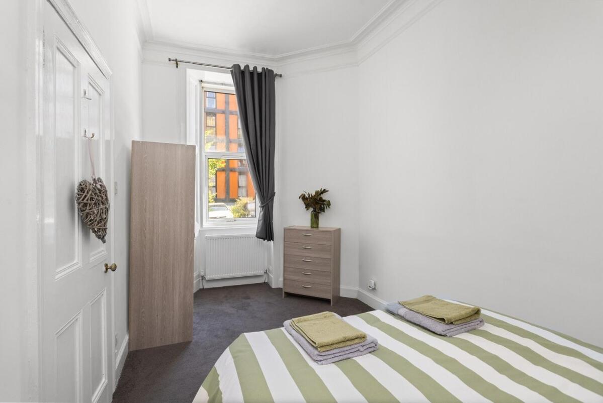 Sleek Canalside Stay in Edinburgh