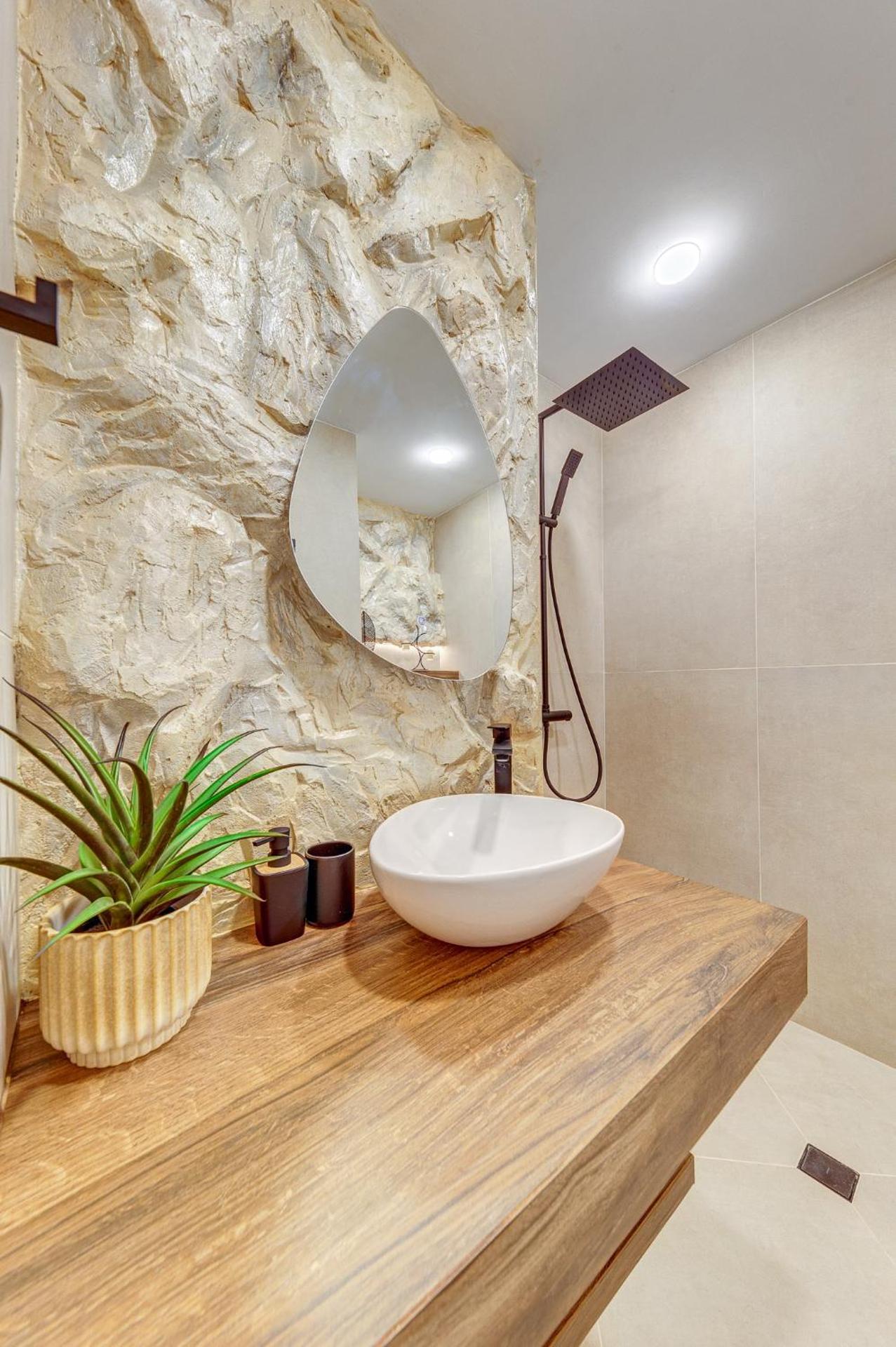 Тематични апартаменти Дубай и Малдиви