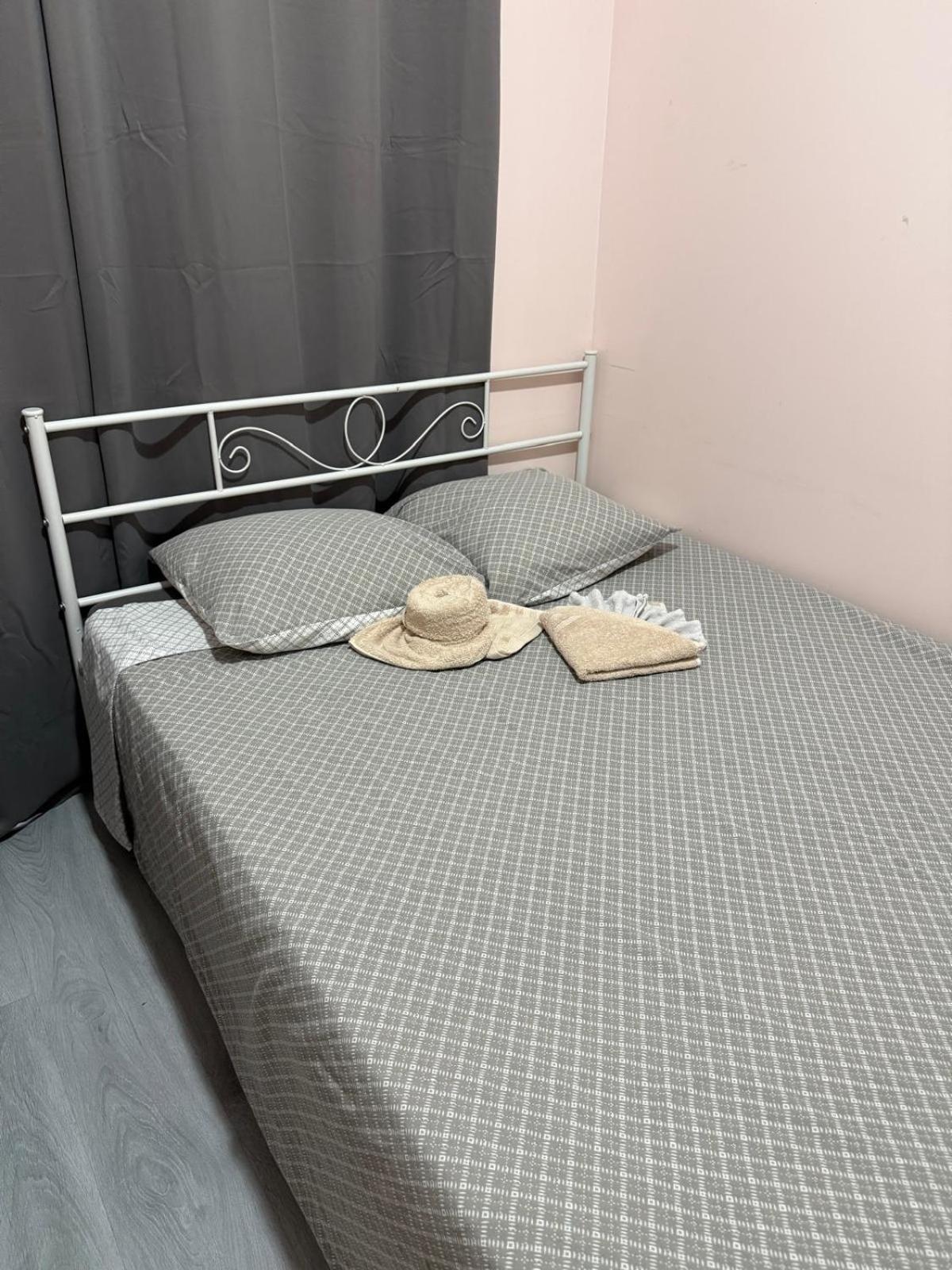 Face à la gare - Chambre 2