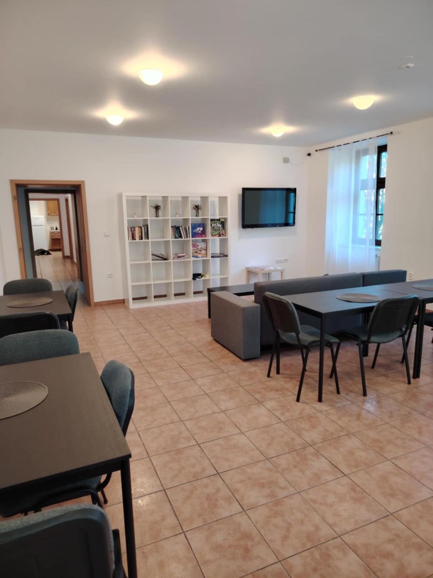 Communal lounge/ TV room