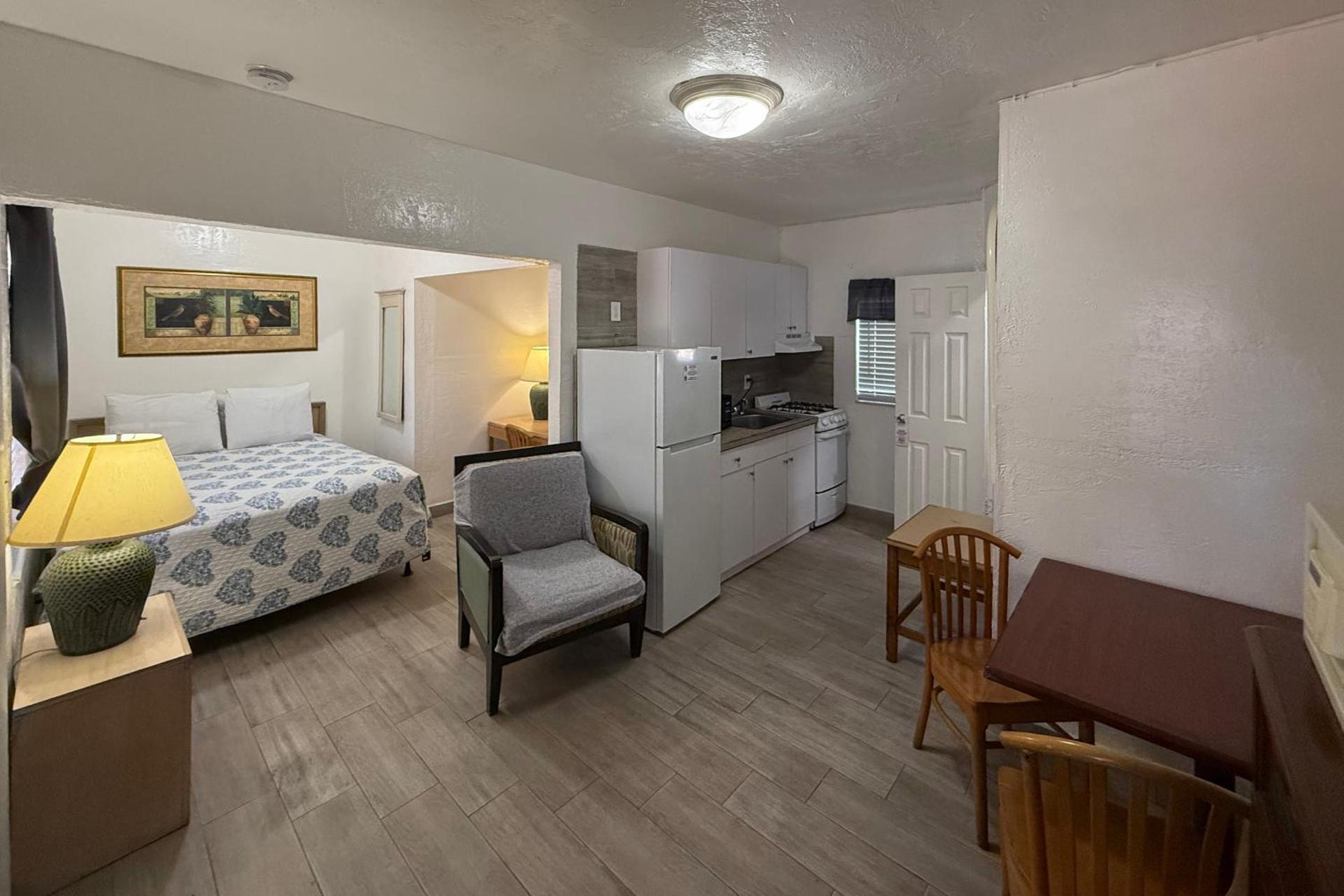 Richard's Motel Extended Stay