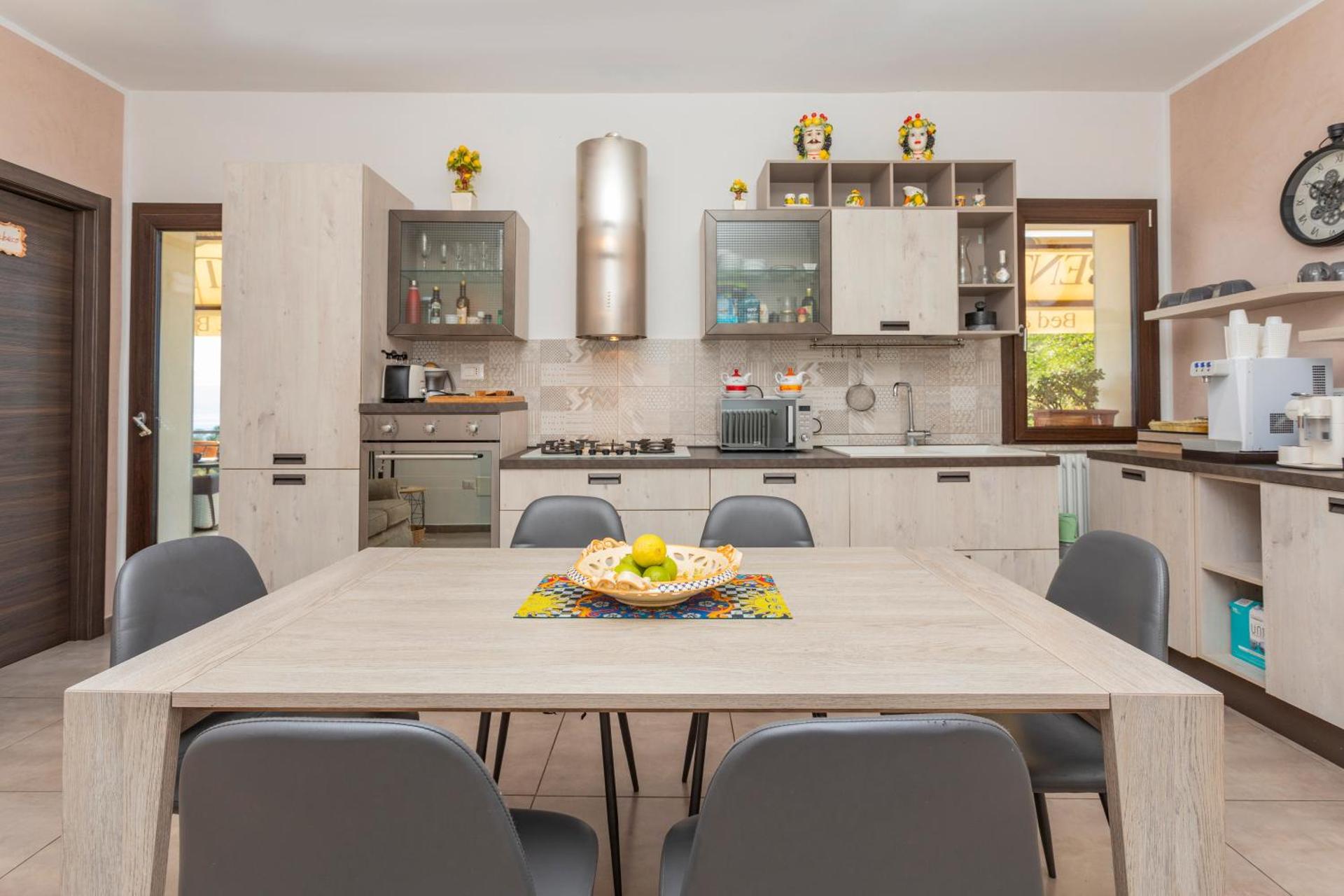 Pentefur Suite Savoca