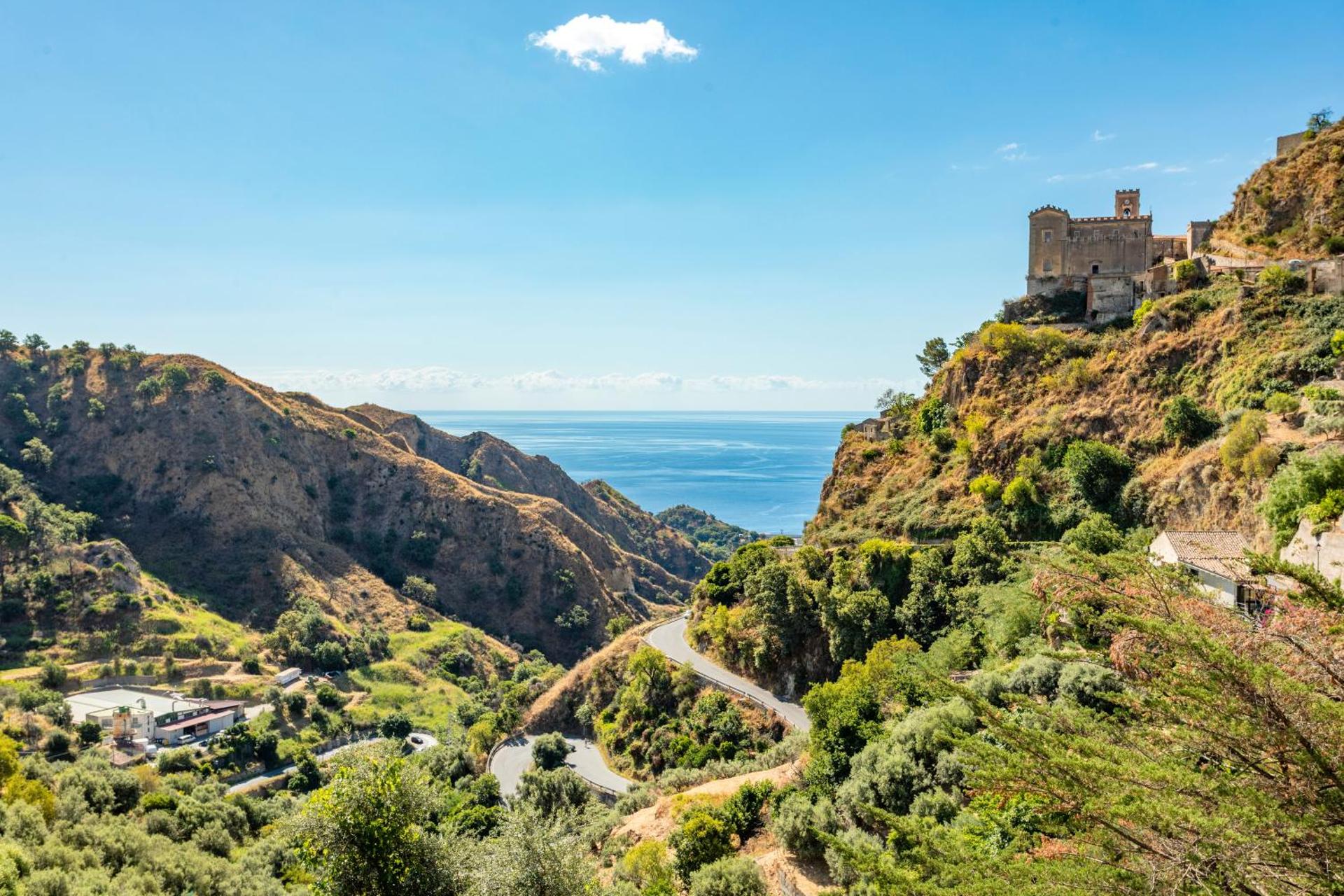 Pentefur Suite Savoca