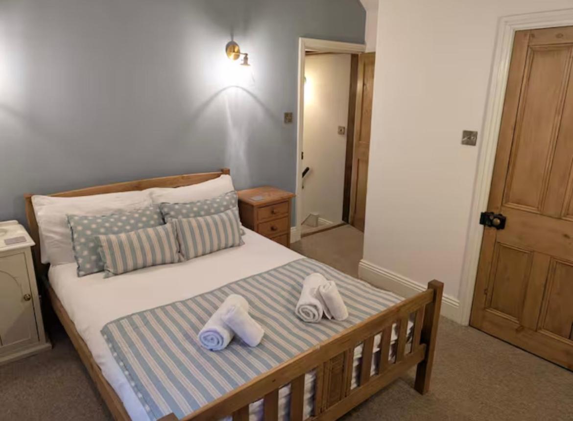 Rock View Cottage, 2 bedrooms near Alton Towers