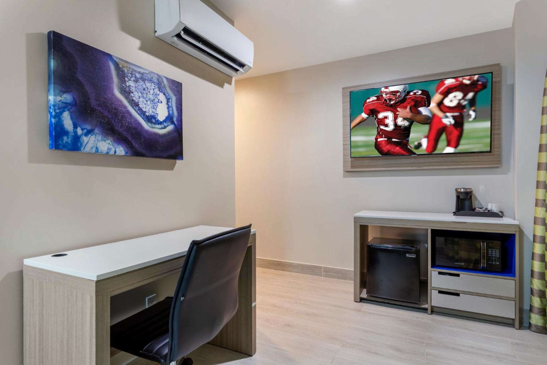 Photo of the whole room