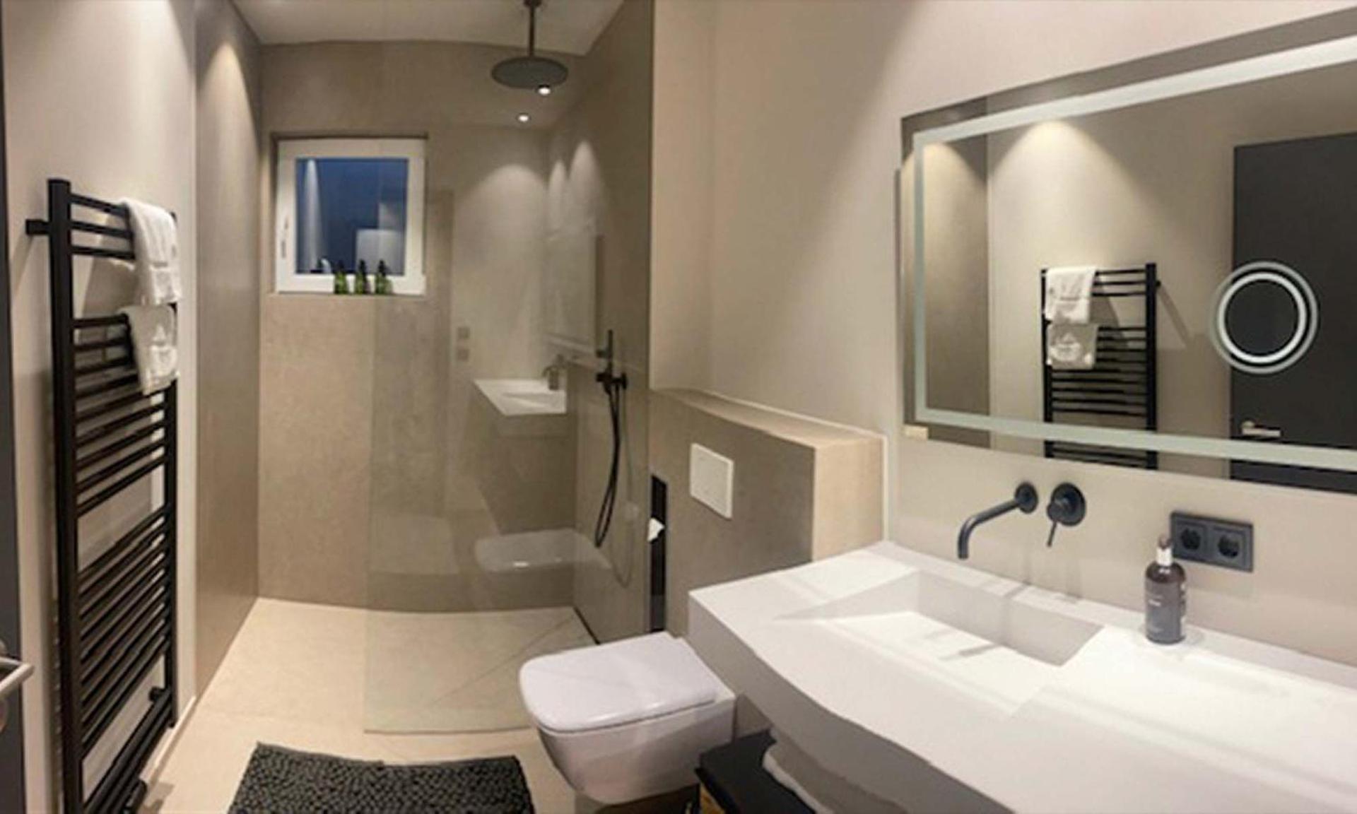 Standard Apartment with Shower