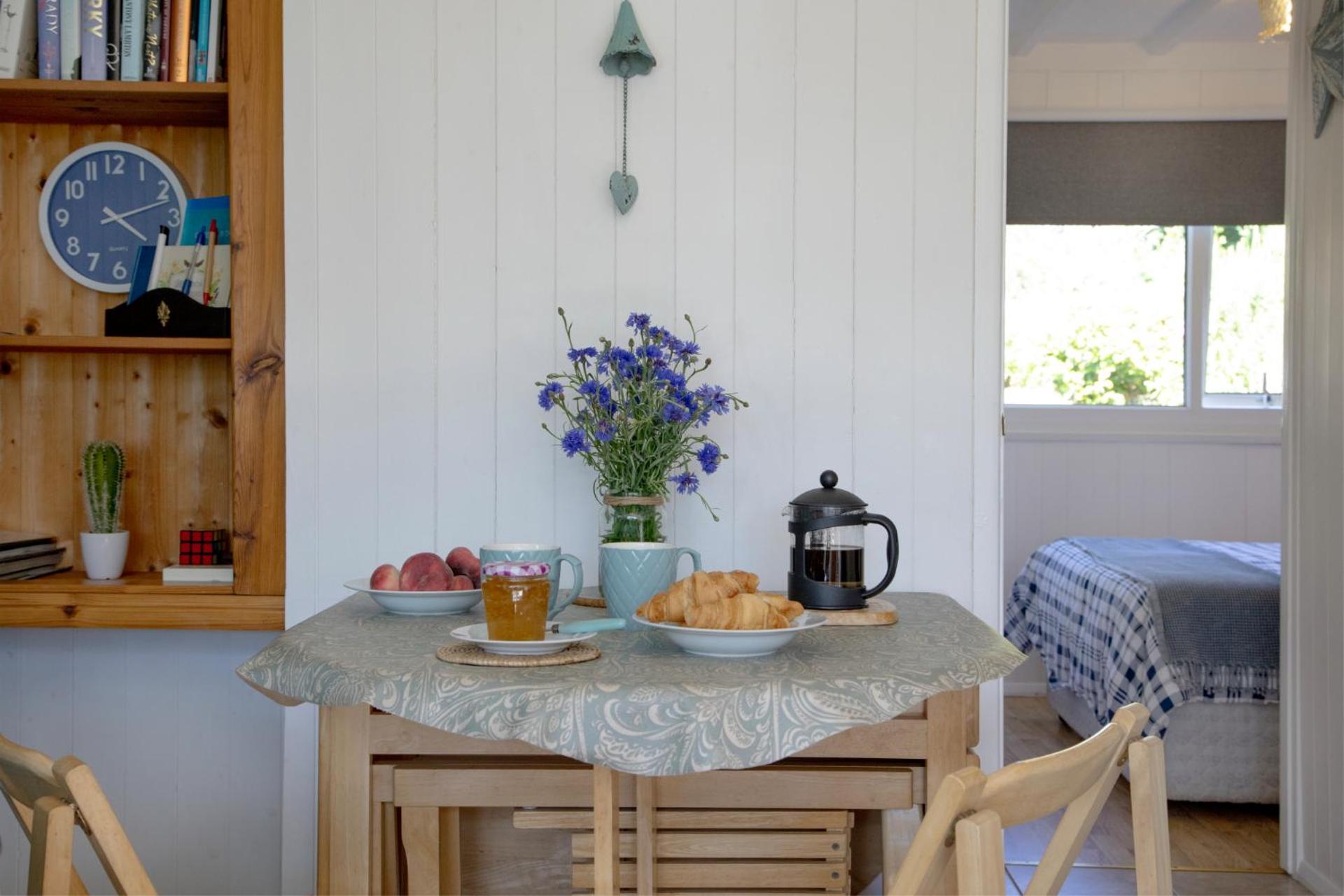 Lucy Lou, charming holiday bungalow in Devon