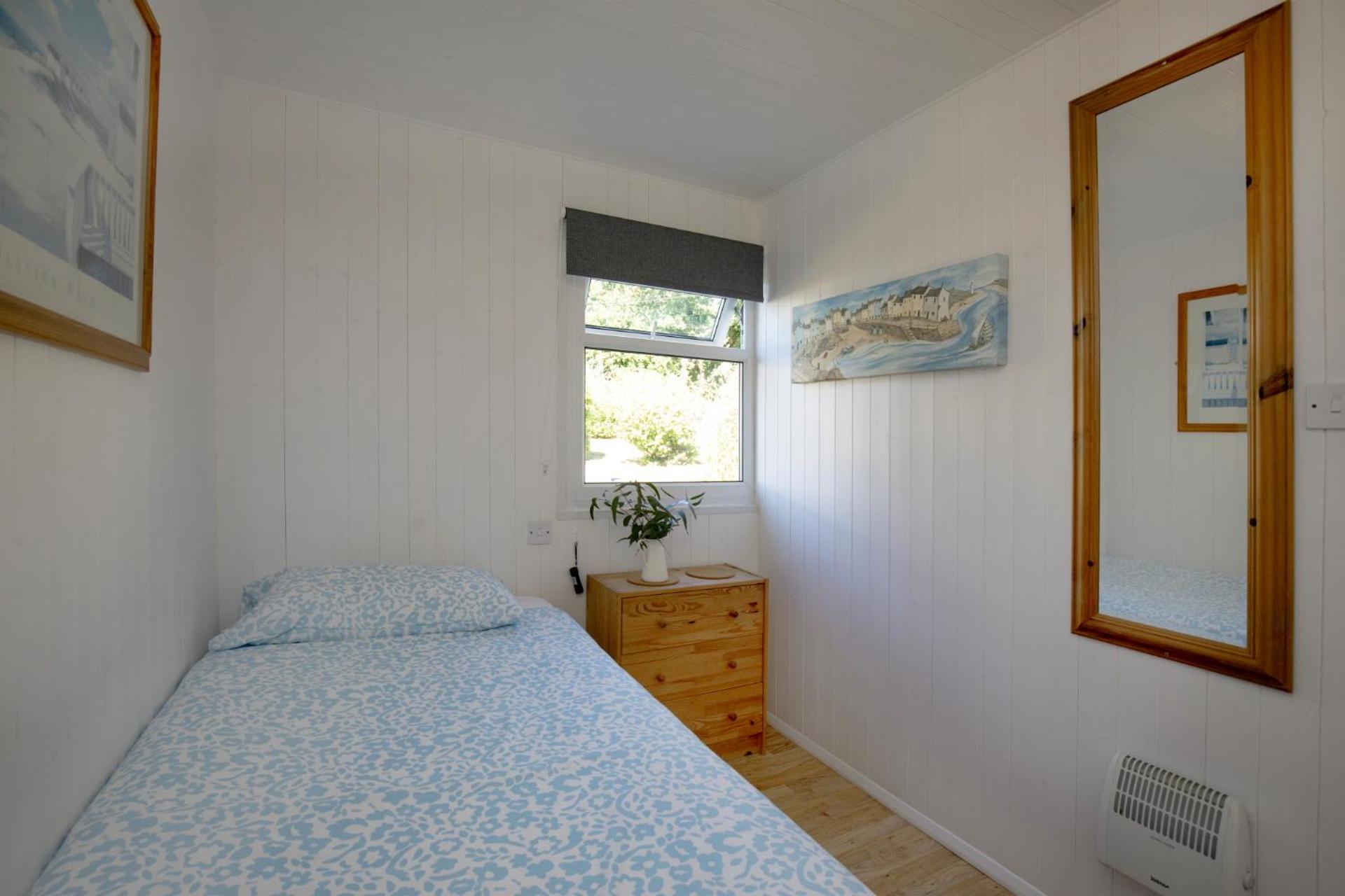 Lucy Lou, charming holiday bungalow in Devon