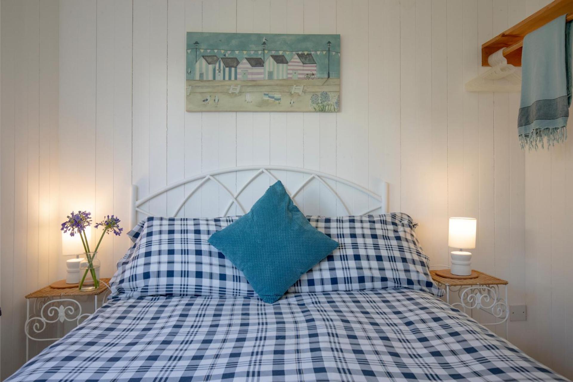Lucy Lou, charming holiday bungalow in Devon