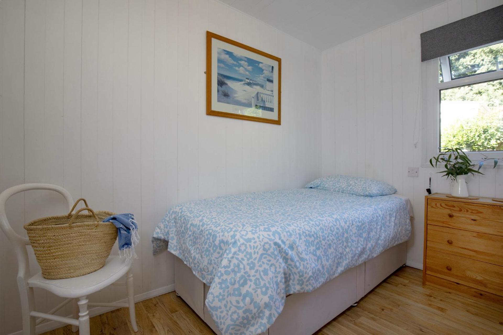 Lucy Lou, charming holiday bungalow in Devon