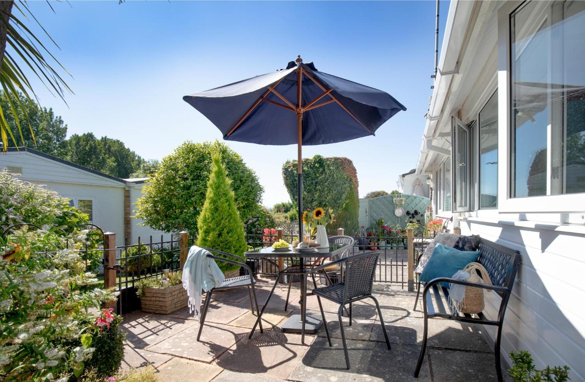 Lucy Lou, charming holiday bungalow in Devon