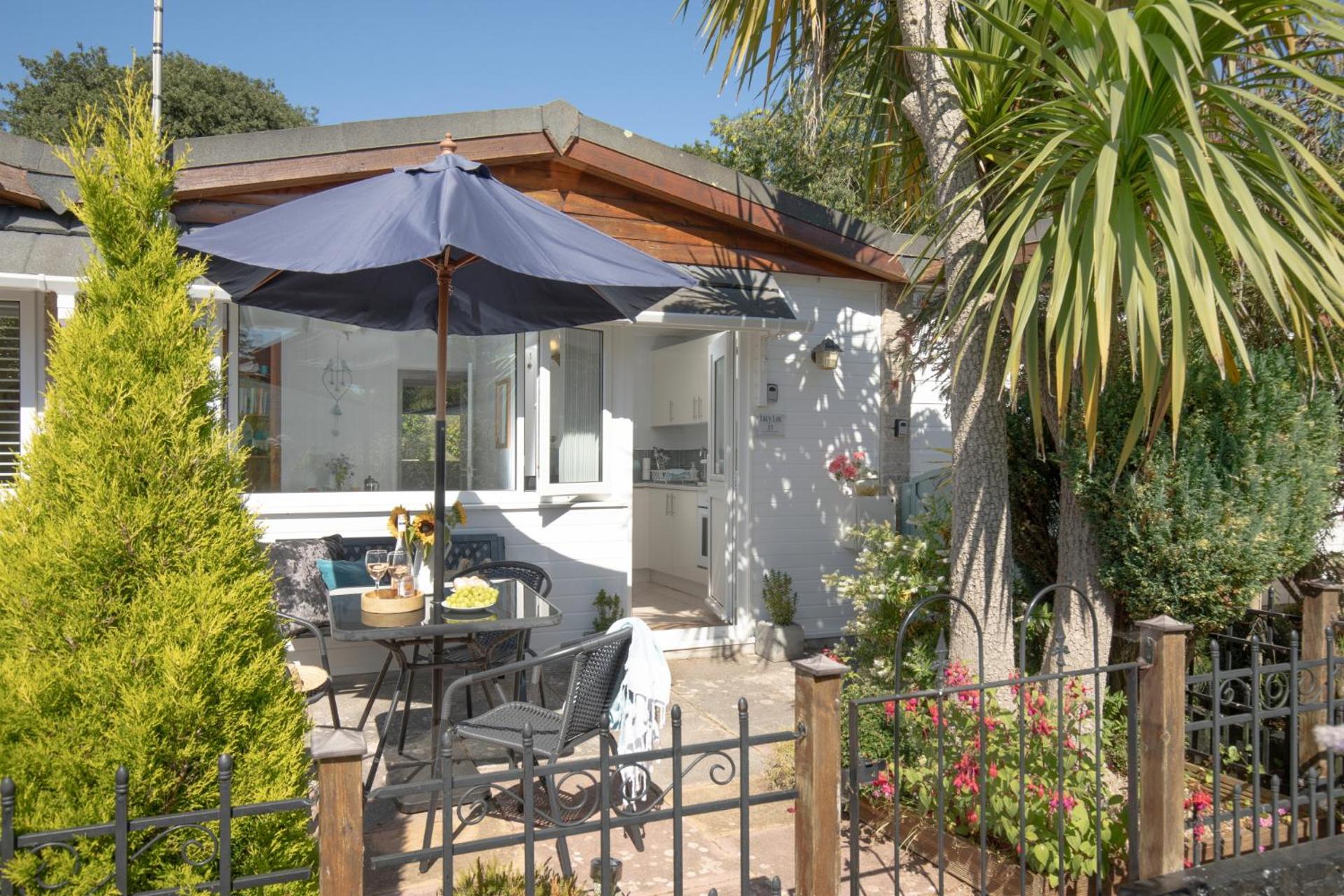 Lucy Lou, charming holiday bungalow in Devon